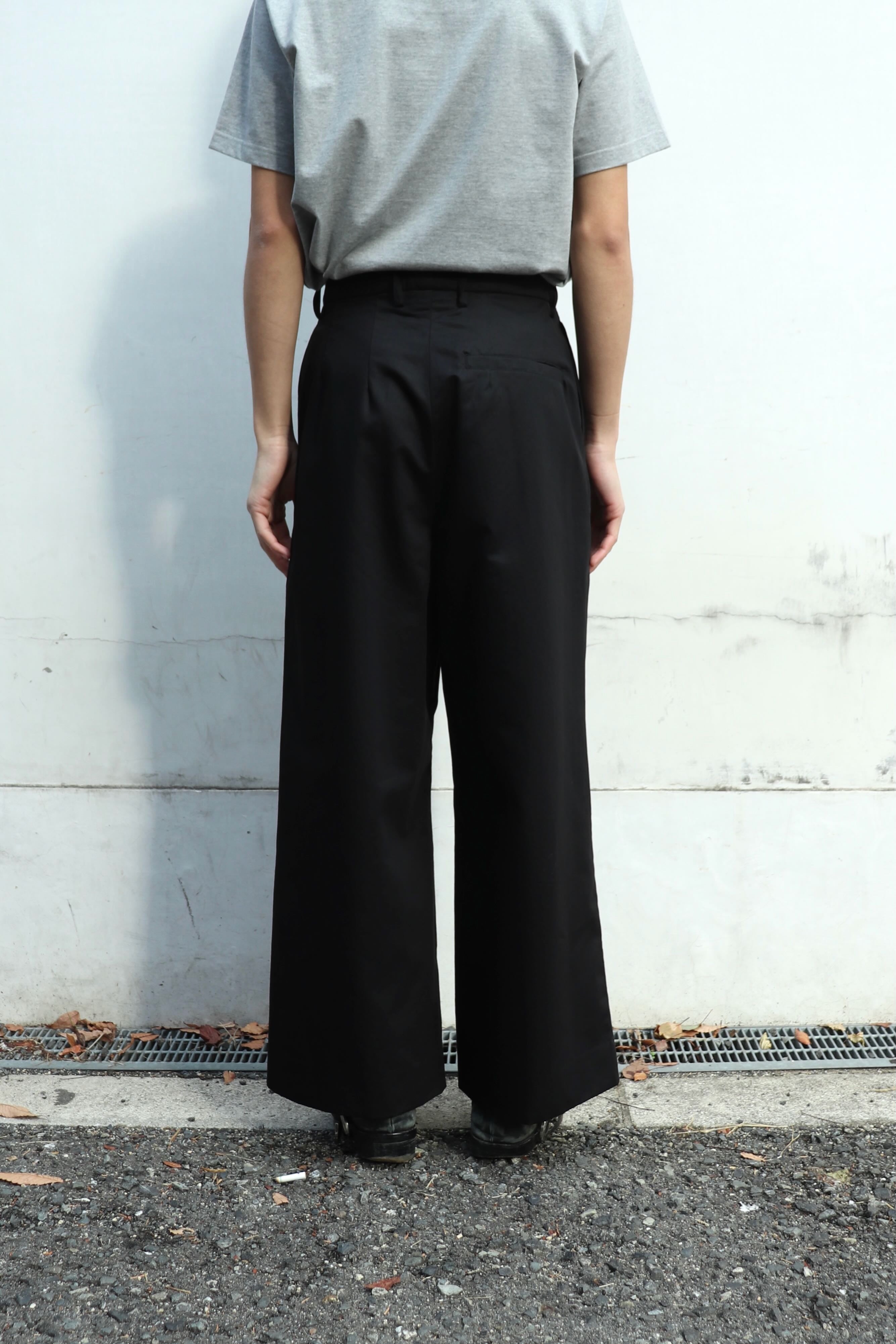MASU(エムエーエスユー)の6 TUCK TROUSERS BLACKの通販｜PALETTE art