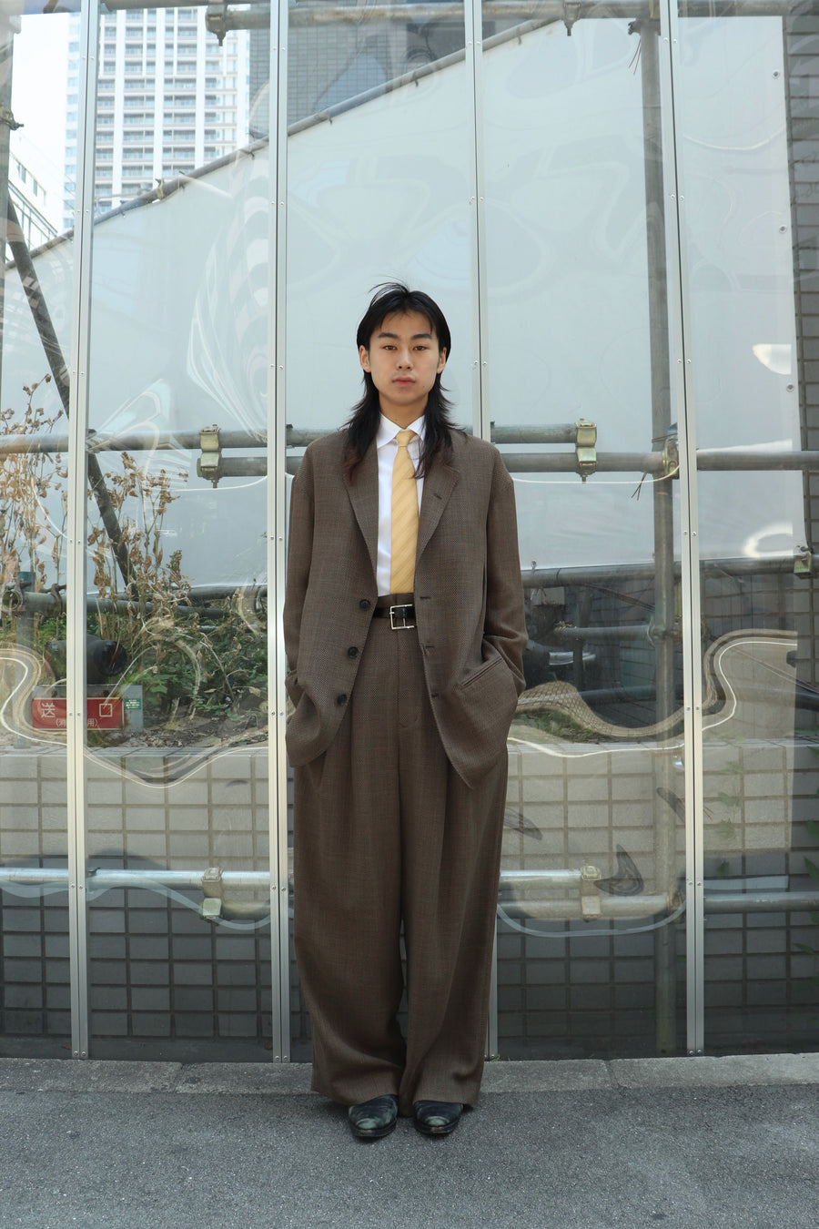 SOSHIOTSUKI  WOOL SERGE HI-WAIST TROUSERS(BROWN)