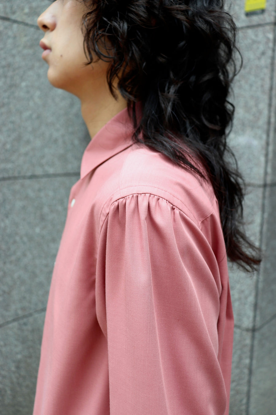 SOSHIOTSUKI(ソウシオオツキ)のMANICA CAMICIA DRESS SHIRT PINKの通販