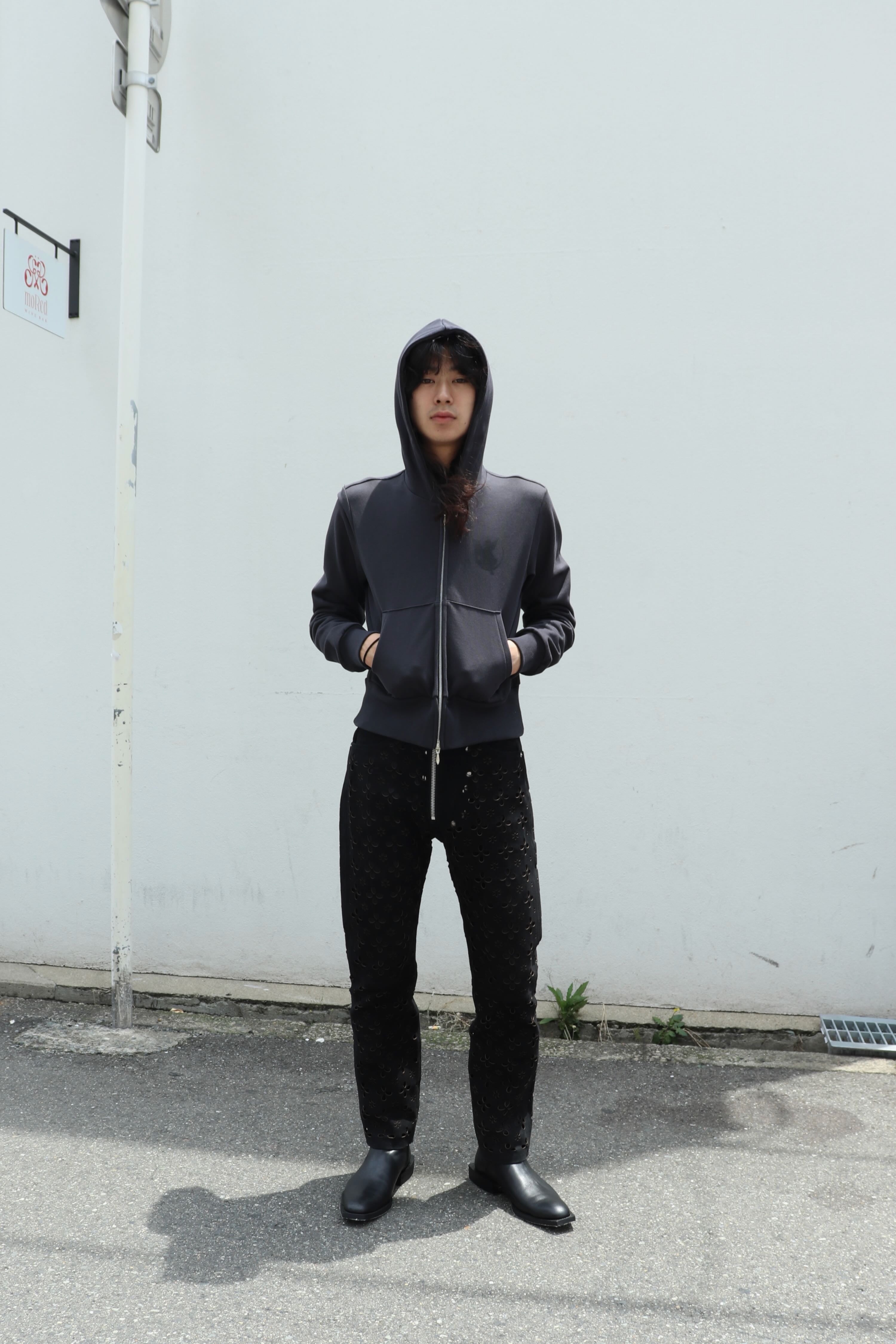 MASU(エムエーエスユー)のFLOWER-CUT LEATHER PANTSの通販｜PALETTE