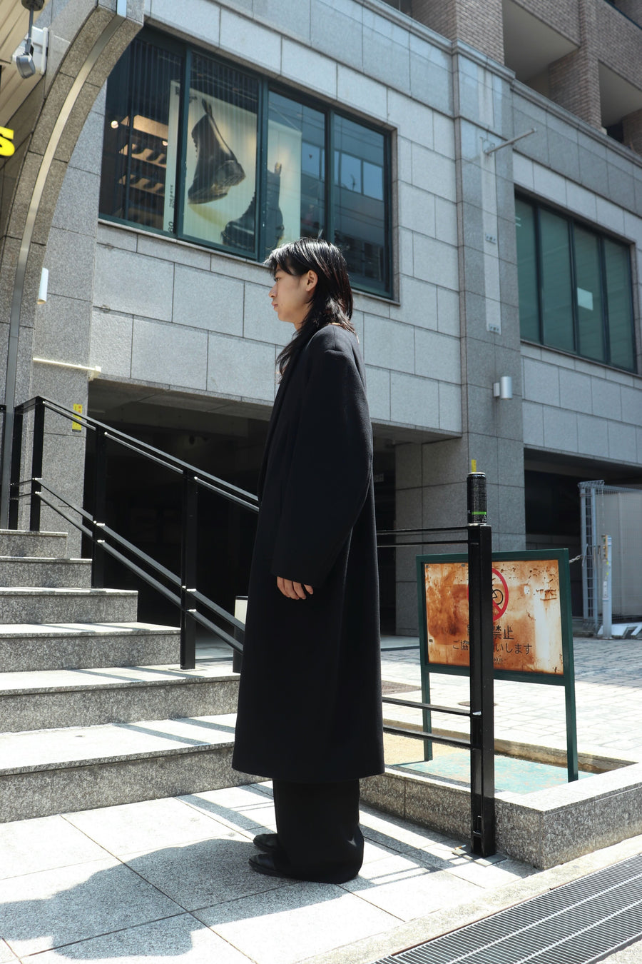 SOSHIOTSUKI  DRAPED DART WOOL CASHMERE CHESTERFIELD COAT
