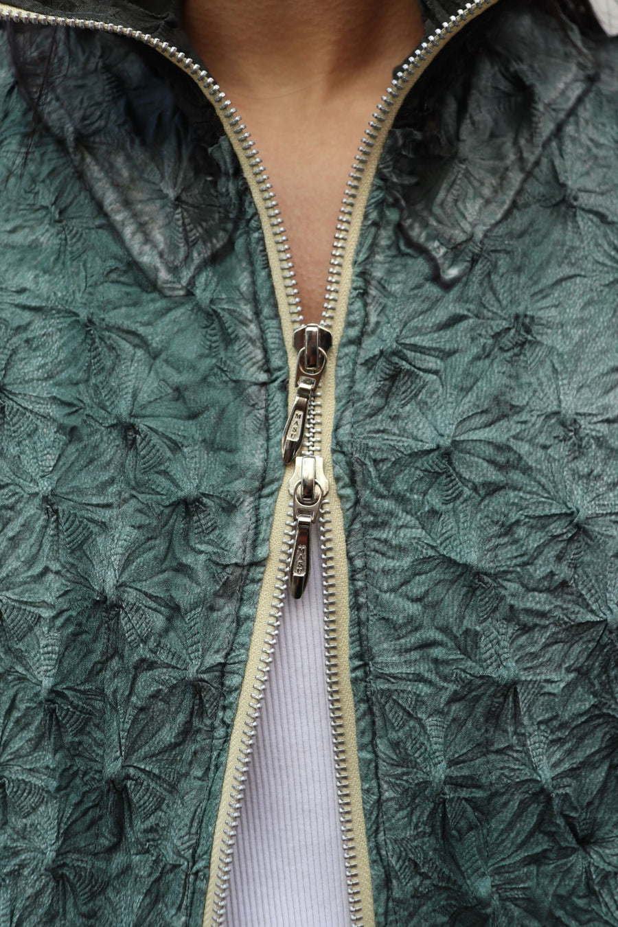 MASU(エムエーエスユー)のSPIKY FLIGHT JACKET SMOKE GREENの通販