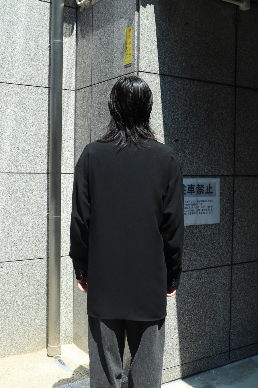 SOSHIOTSUKI  DRAPED DART WOOL SERGE BLAZER(BLACK)