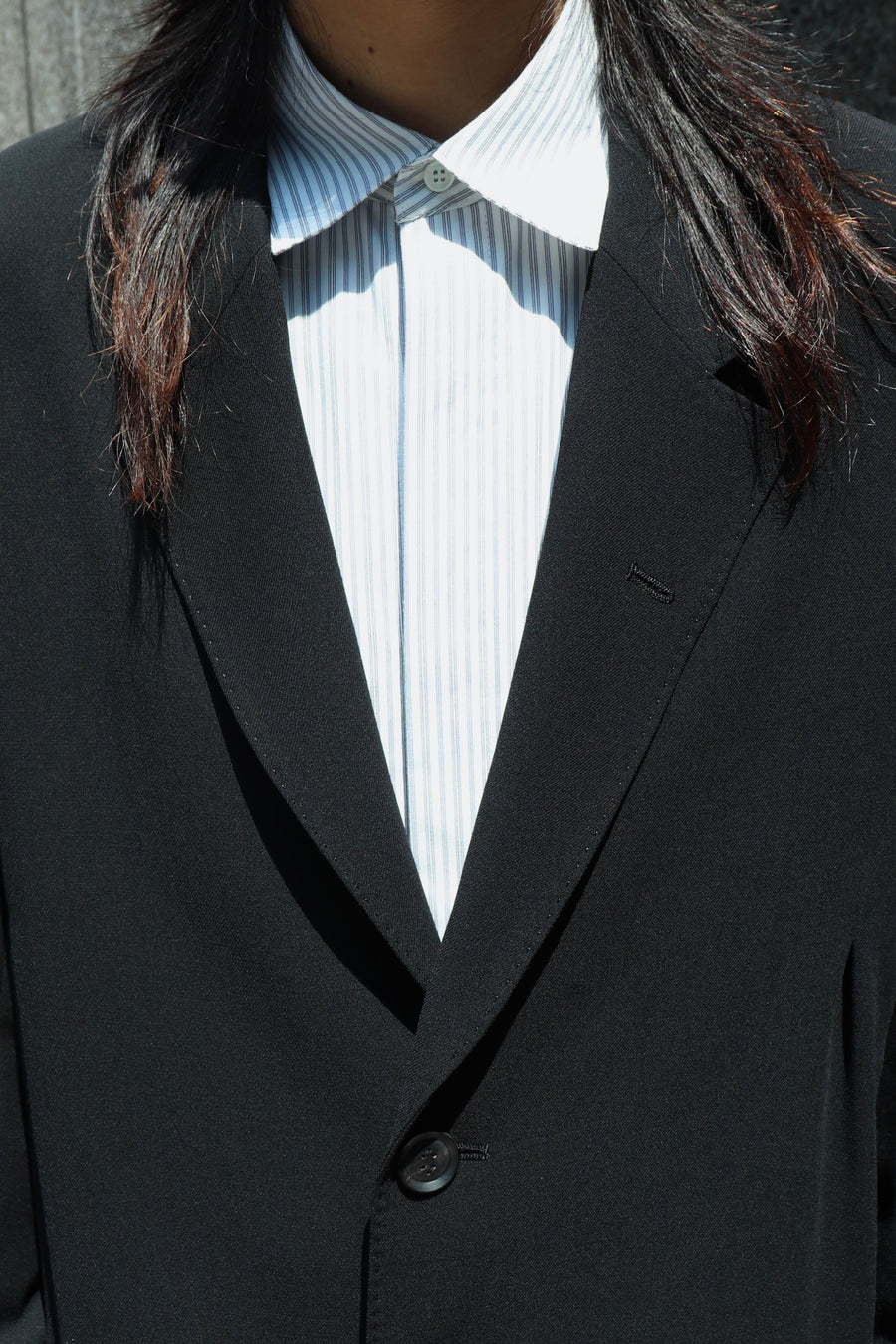 SOSHIOTSUKI  DRAPED DART WOOL SERGE BLAZER(BLACK)