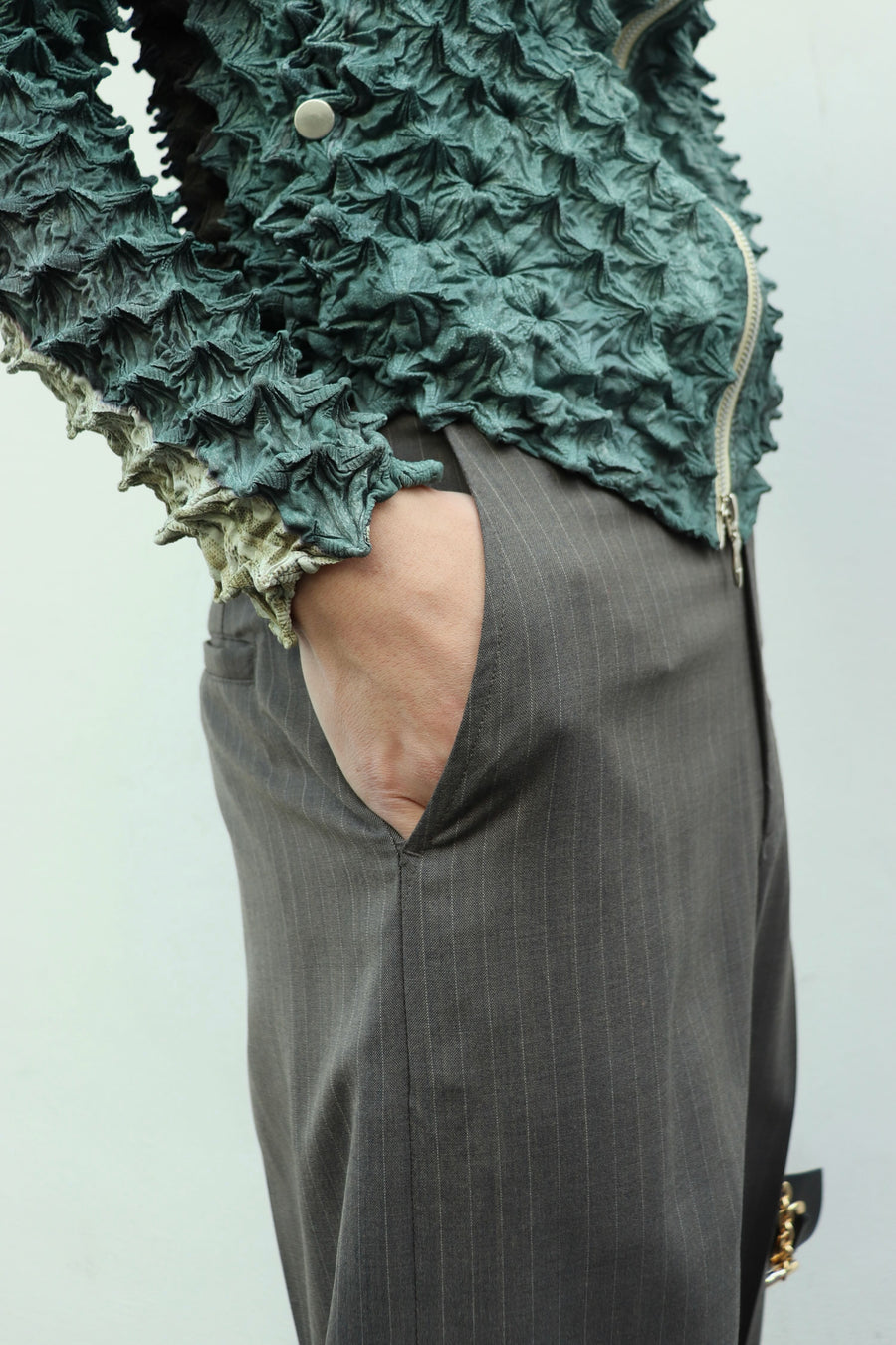 MASU(エムエーエスユー)のRED ANGEL WIDE TROUSERS STONE GRAYの通販