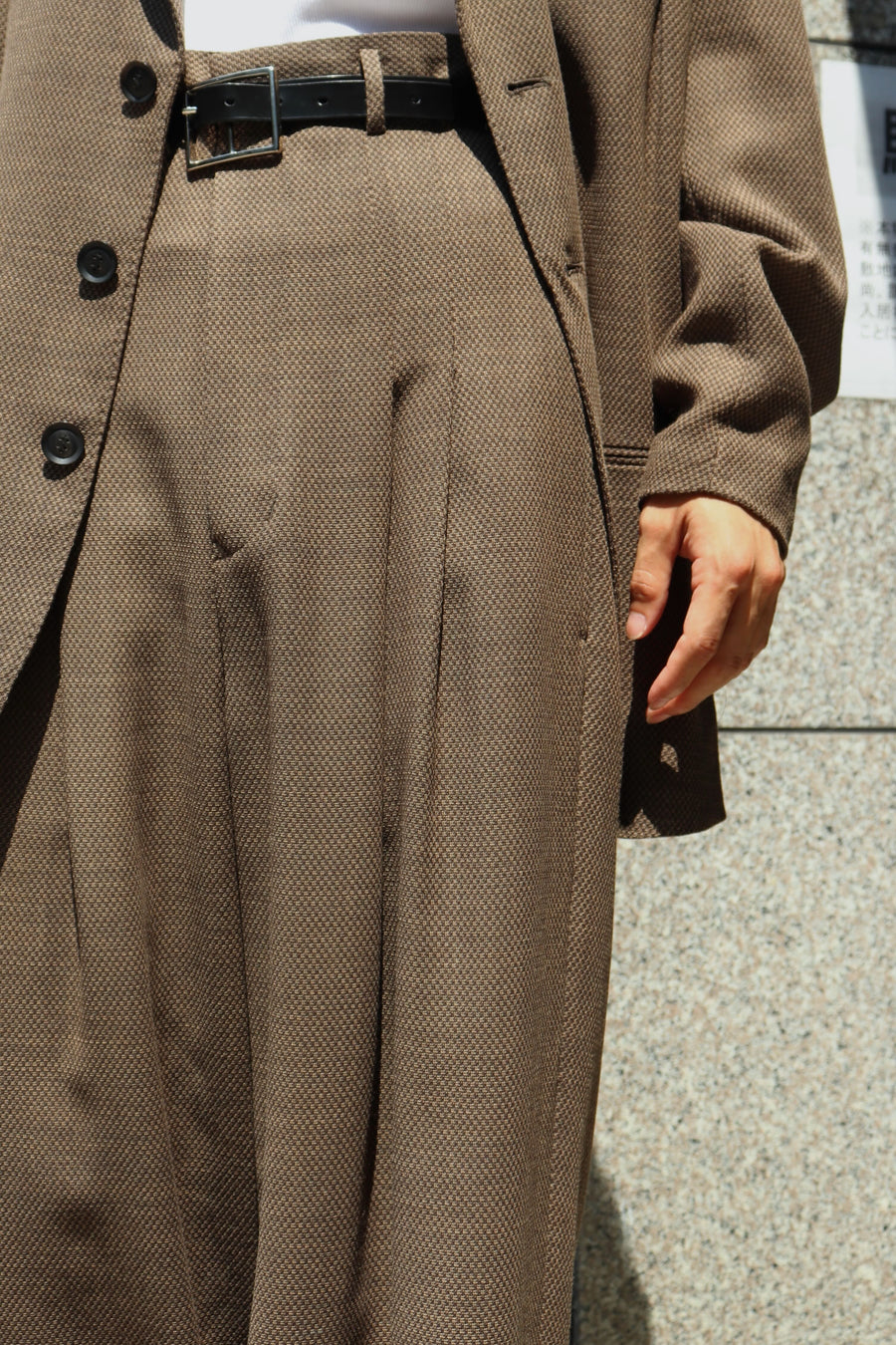 SOSHIOTSUKI  WOOL SERGE HI-WAIST TROUSERS(BROWN)