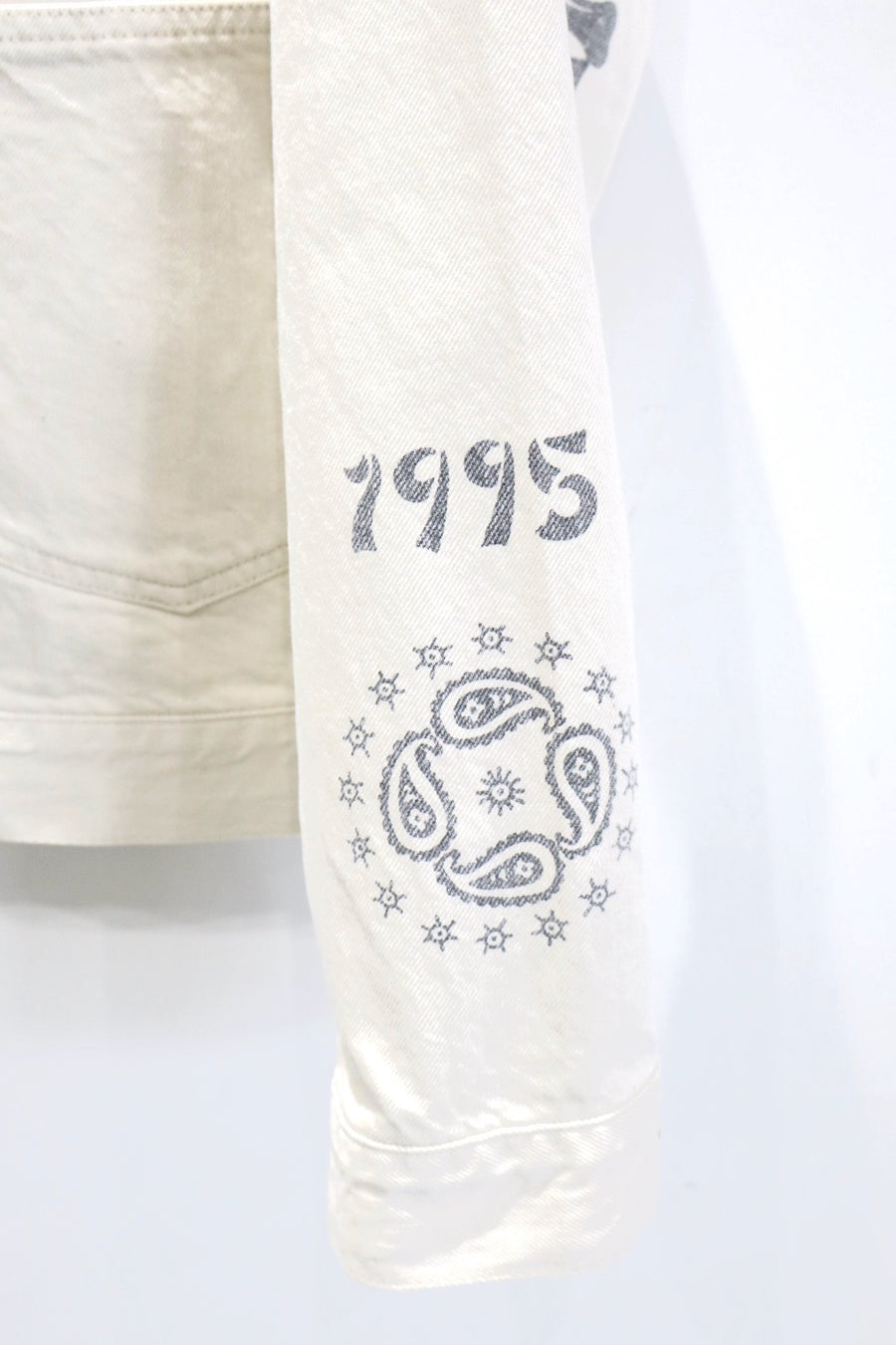 SUGARHILL(シュガーヒル)のTATTOO FLASH PRINT DENIM JACKET ECRUの
