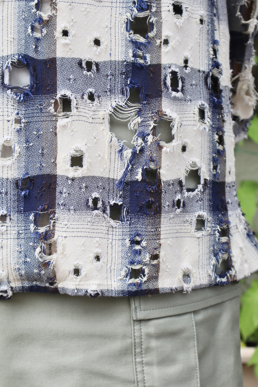 SUGARHILL  OMBRE DESTROYED SHIRT