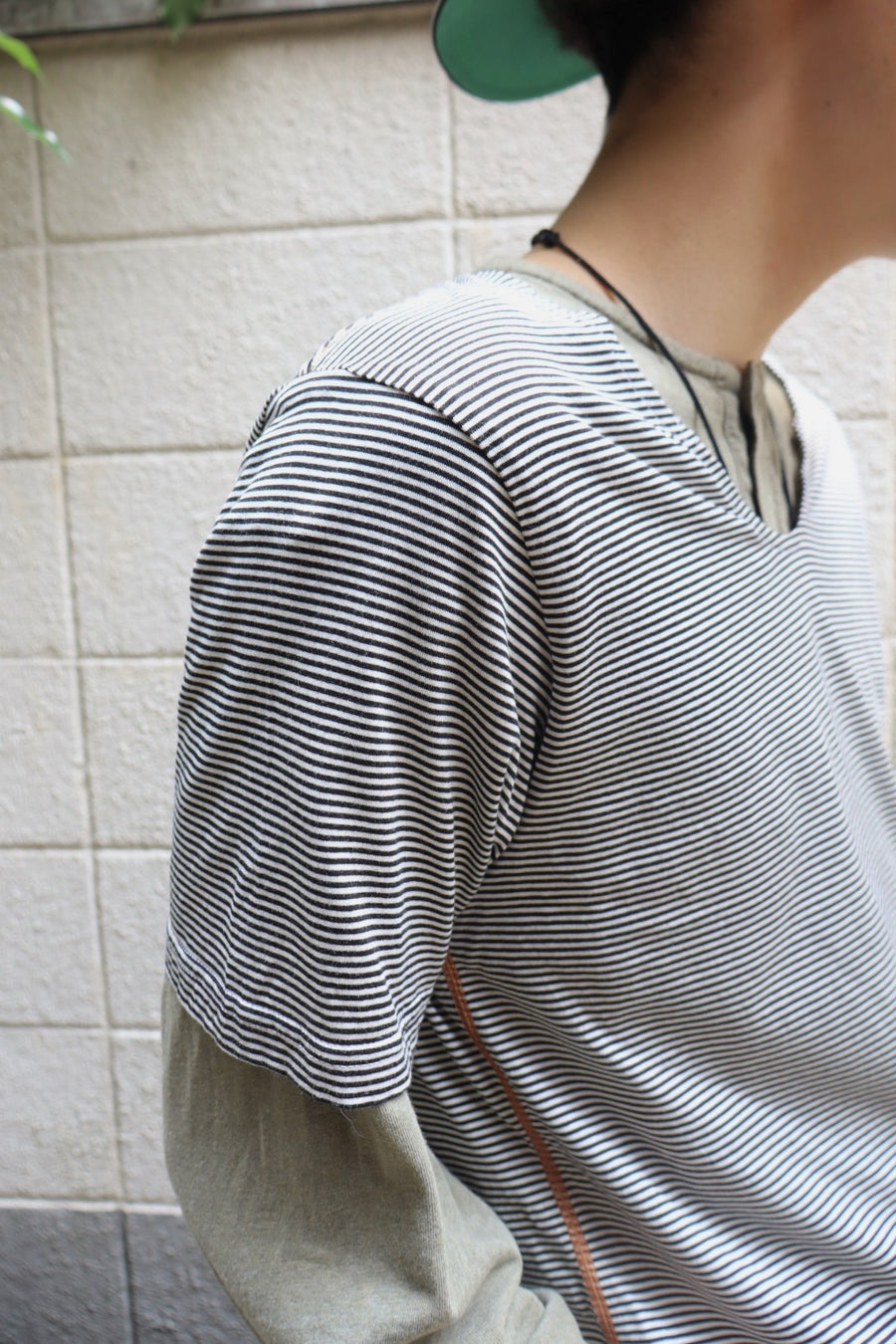 SUGARHILL  STRIPE TEE(BLACK × ECRU)