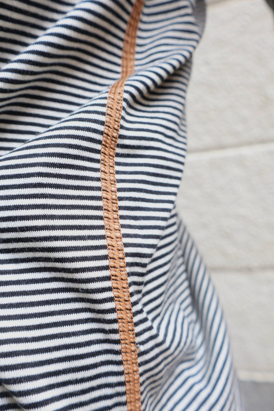 SUGARHILL  STRIPE TEE(BLACK × ECRU)