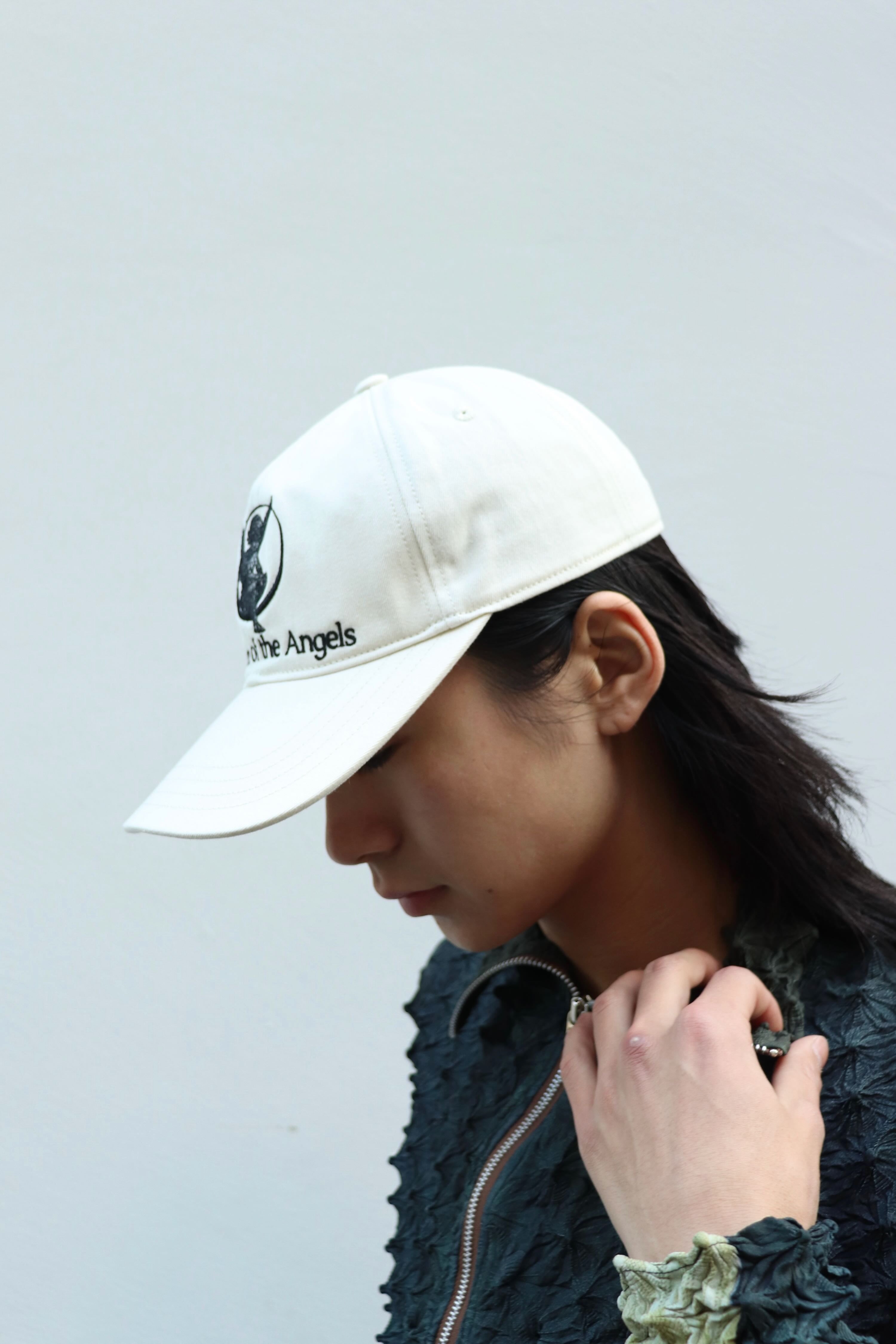 MASU(エムエーエスユー)のMB EMBROIDERY CAP ECRU(キャップ)の通販