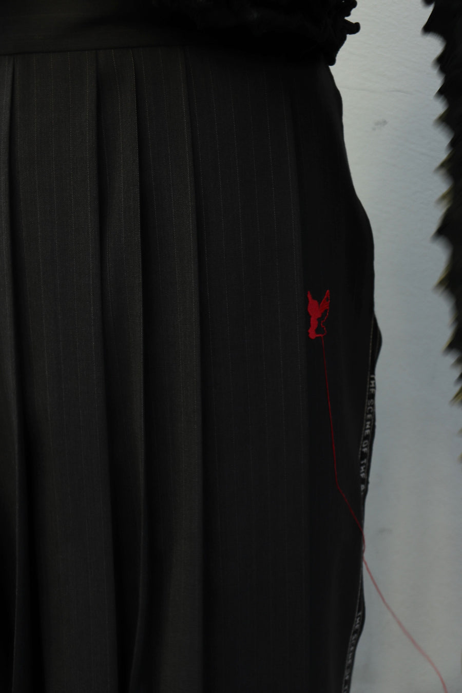 MASU(エムエーエスユー)のPLEATED APRON BLACKの通販｜PALETTE art