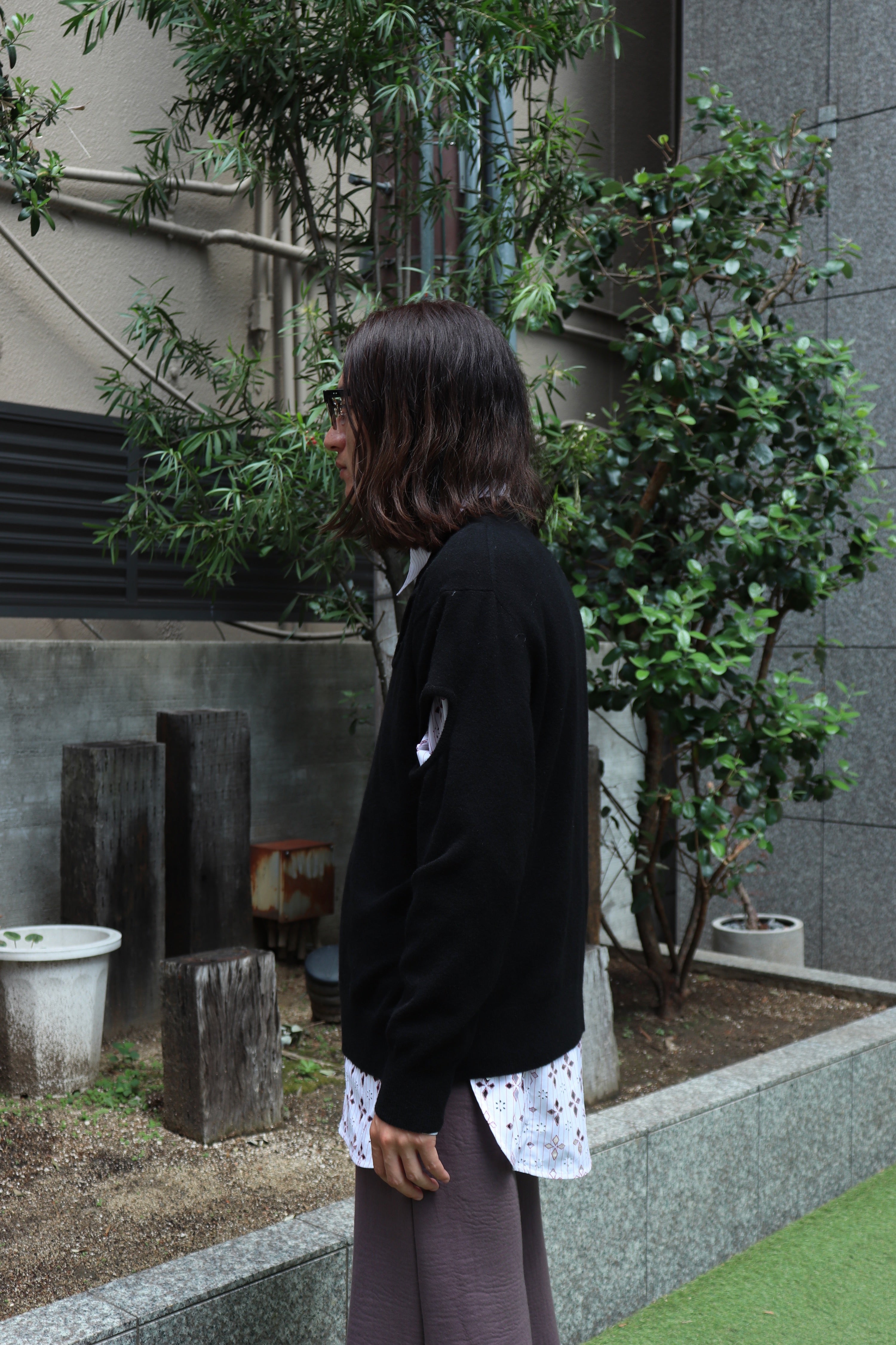TOGA VIRILIS(トーガ ビリリース)のHole knit pullover BLACKの通販 