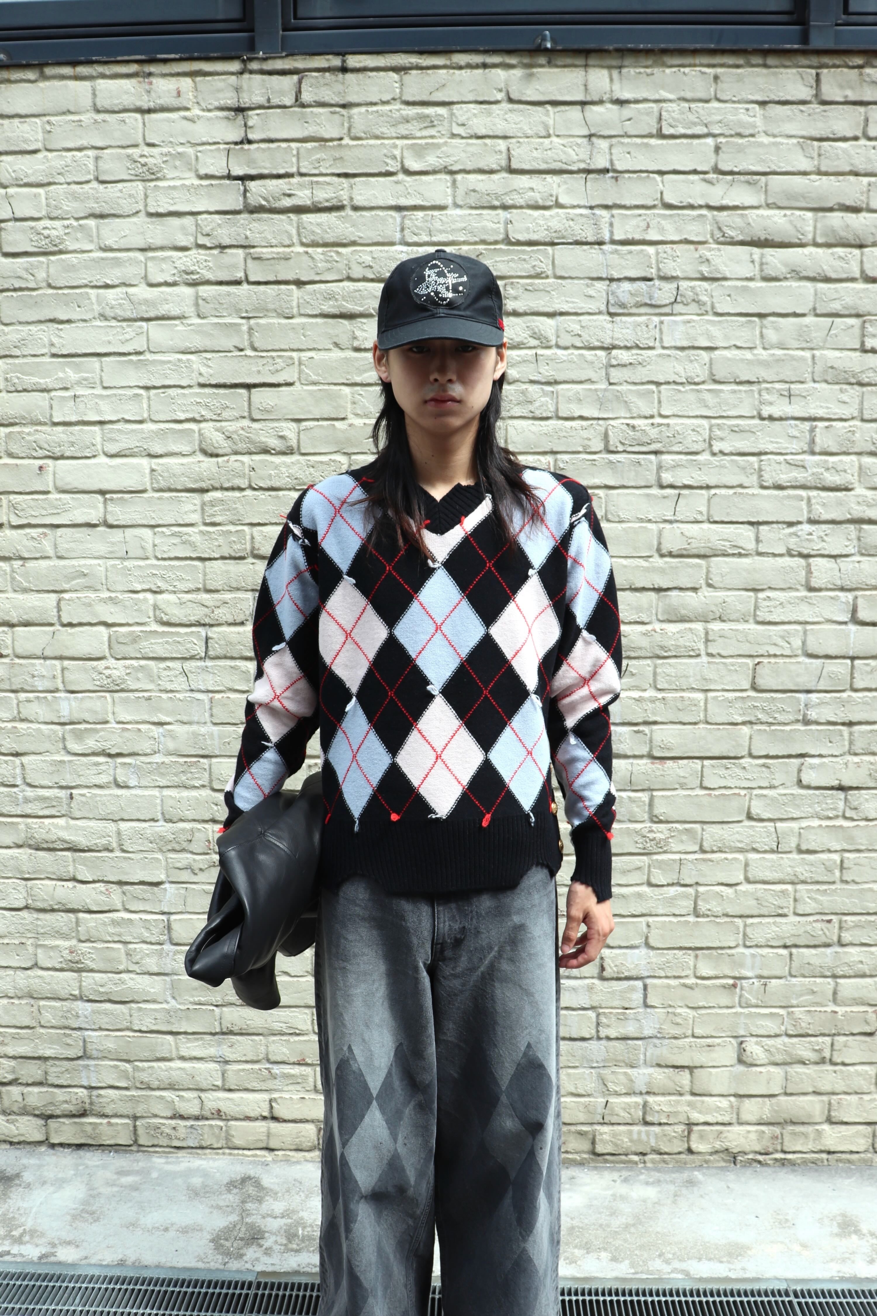 MASU(エムエーエスユー)のDIAMOND SCRAPED SWEATER BLACKの通販