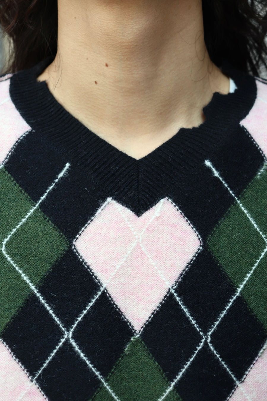 MASU(エムエーエスユー)のDIAMOND SCRAPED SWEATER PEACHの通販