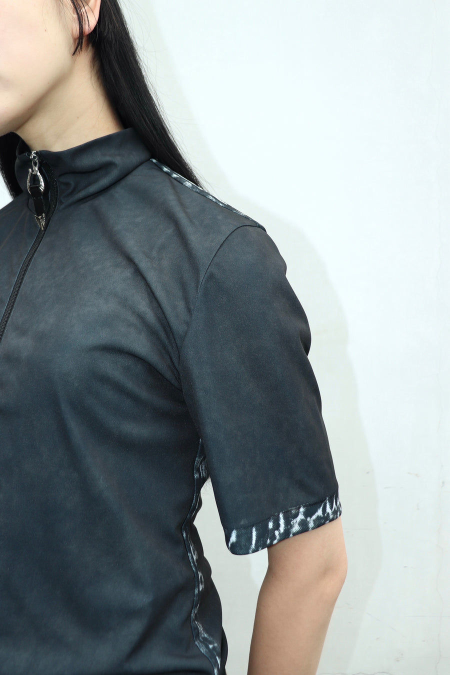 TOGA  Smooth print top