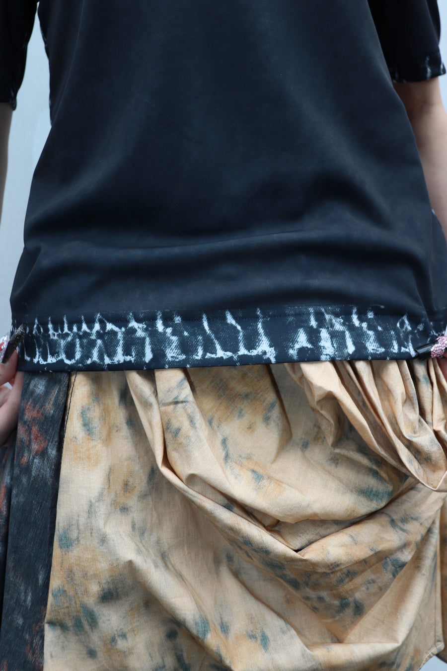 TOGA  Smooth print top