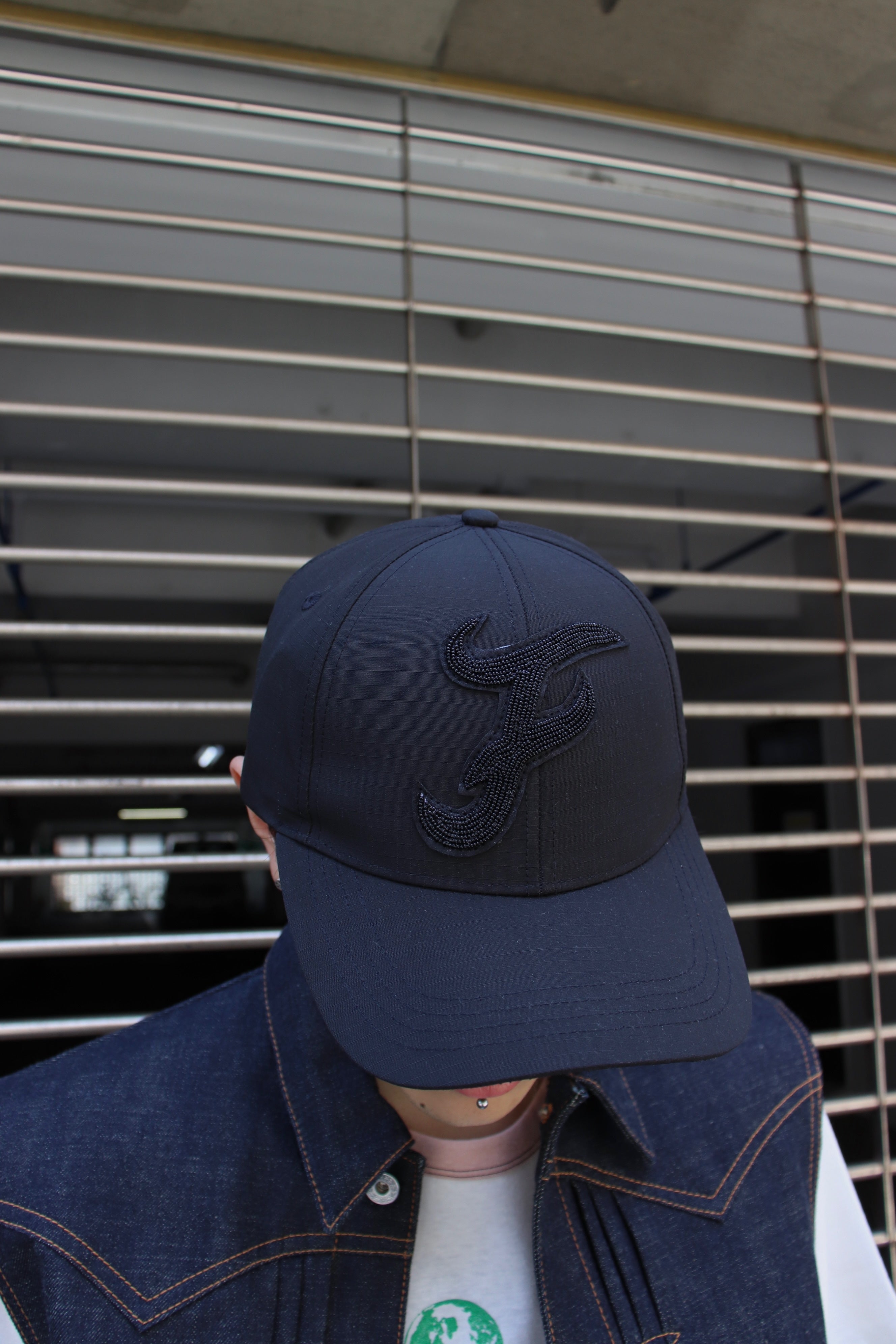 FAF(エフエーエフ)のFraves Beads 6 Panel Cap BLACKの通販｜PALETTE