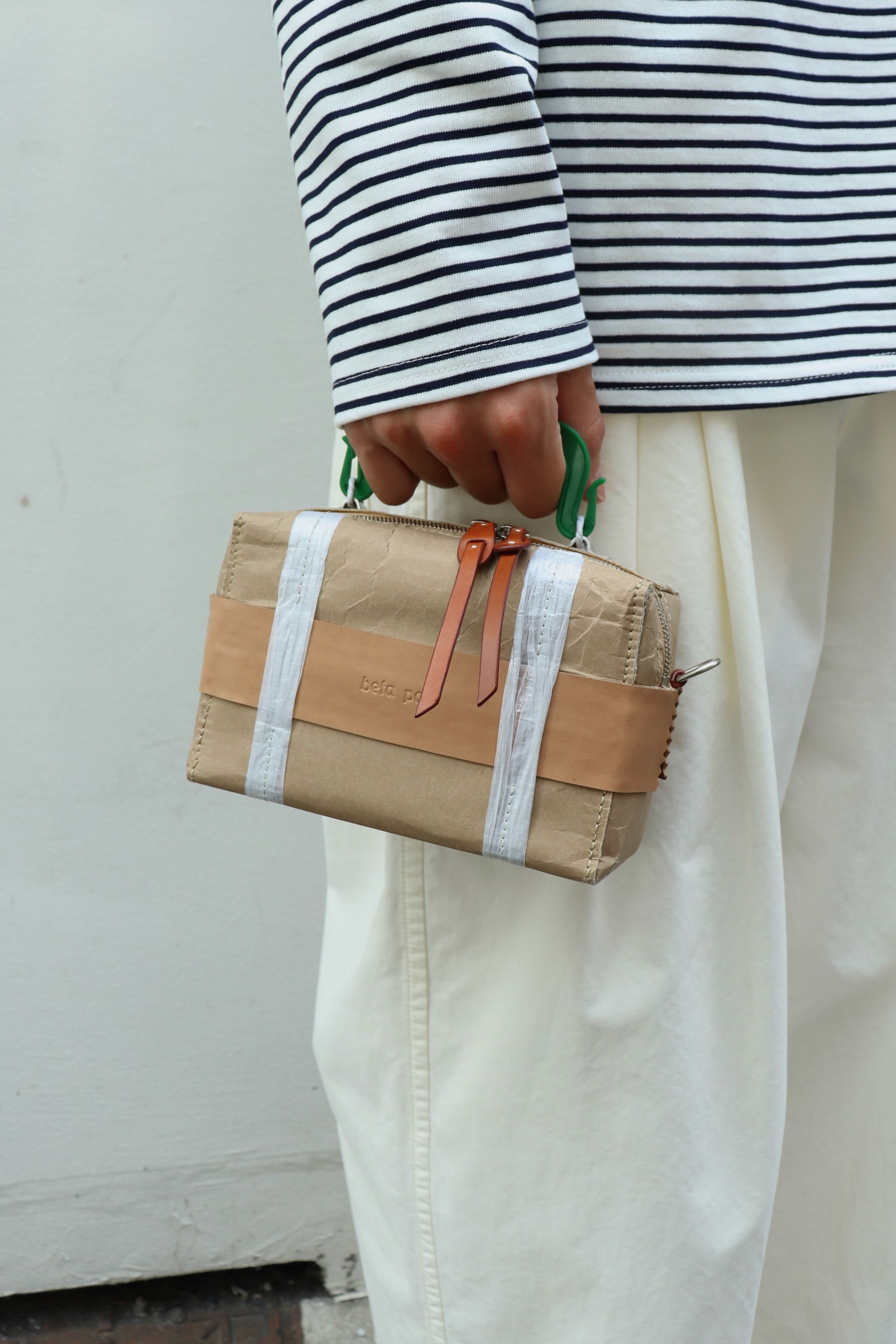 beta post(ベータポスト)のISSUE3 cardbordic carton bagの通販