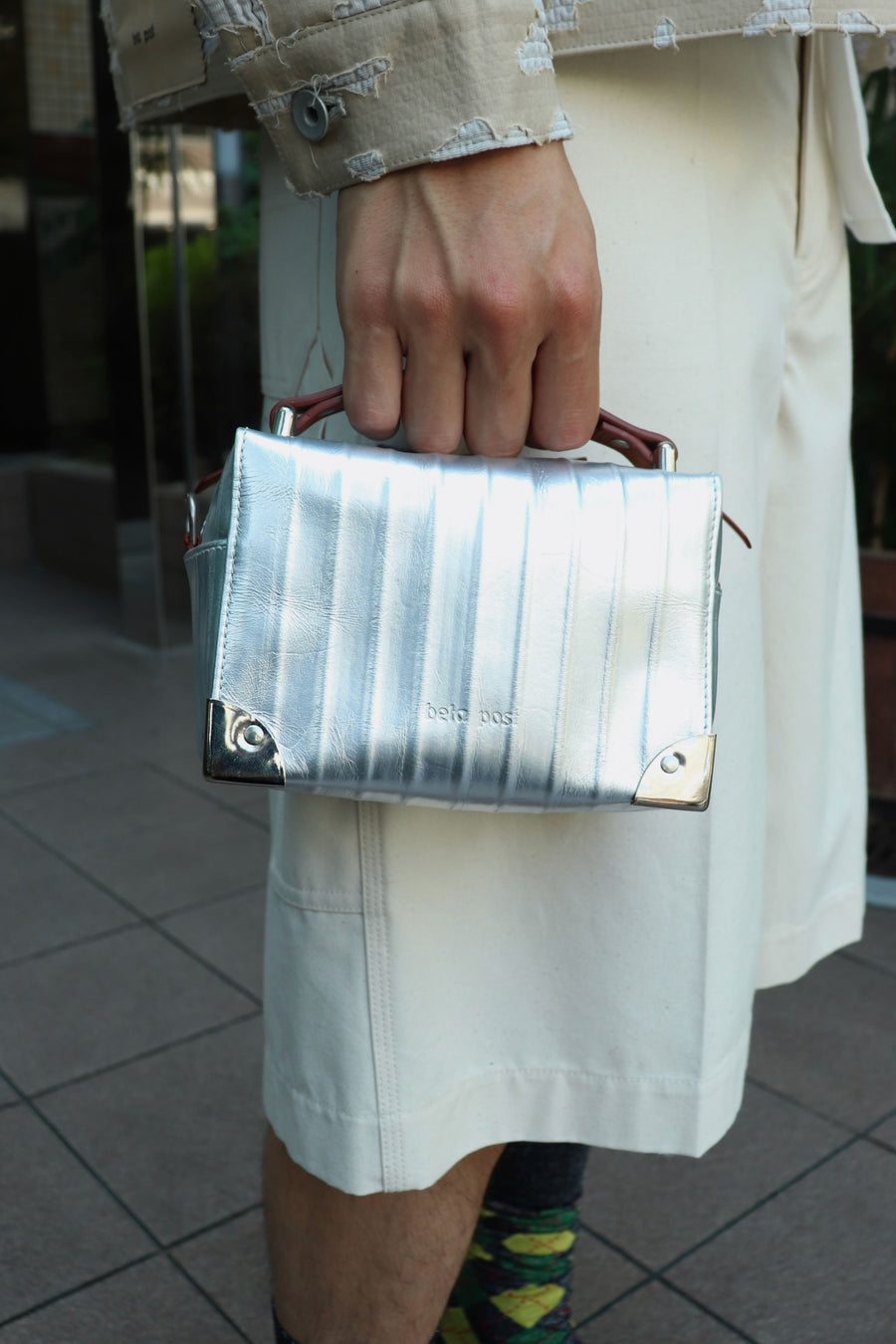 beta post(ベータポスト)のISSUE3 cardbordic carton bagの通販