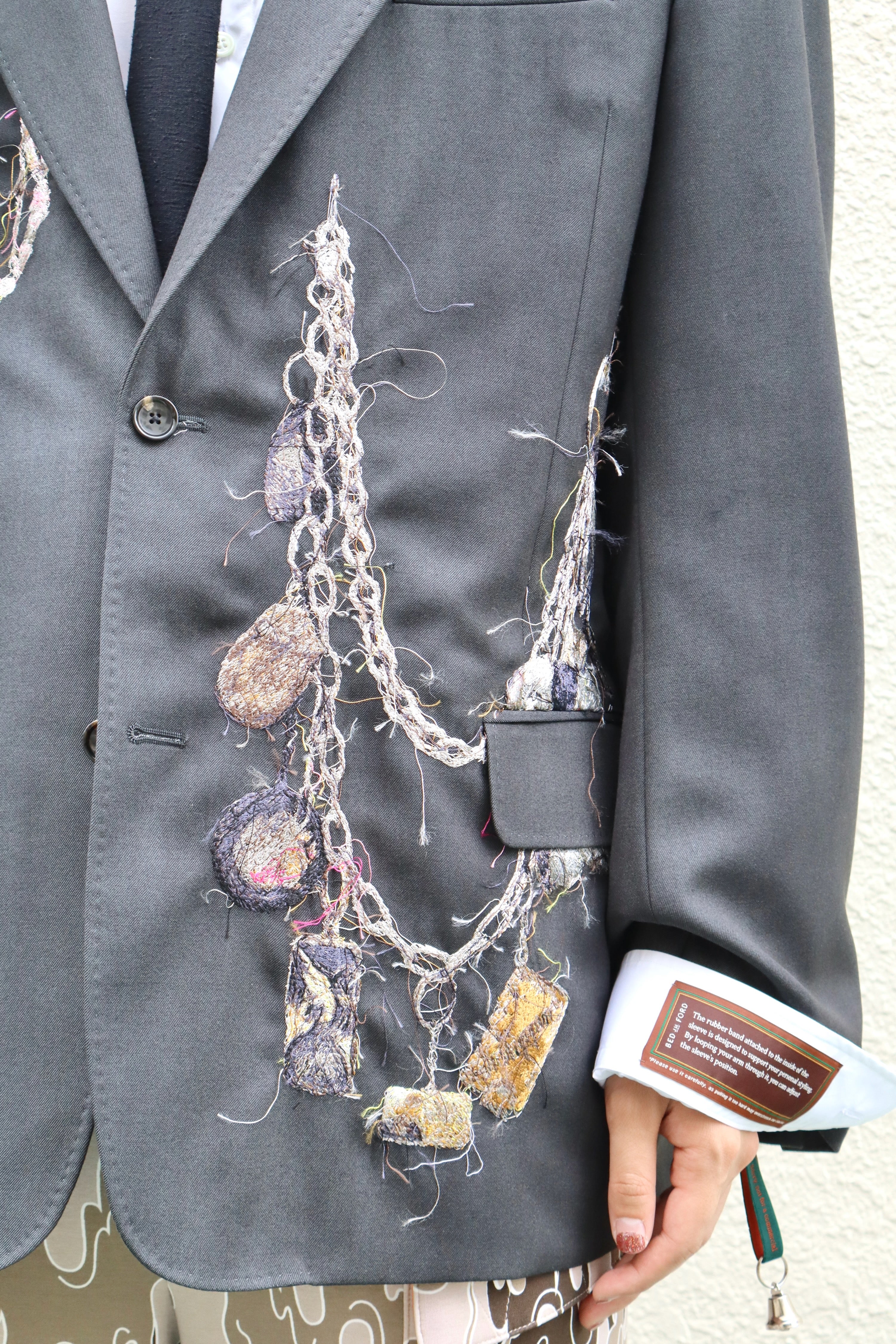 doublet(ダブレット)のEMBROIDERED CHAIN TAILORED JACKETの通販