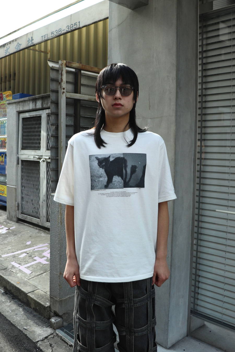 JOHN MASON SMITH × NICOLA KLOOSTERMAN  NINE LIVES S/S T-SHIRT