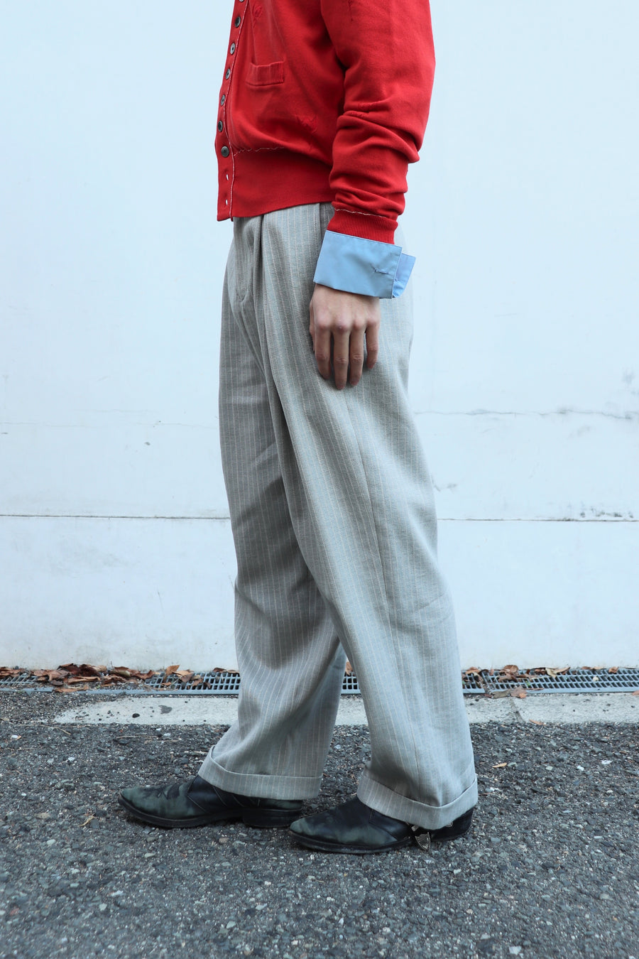 SOSHIOTSUKI(ソウシオオツキ)のDOUBLE INVERTED TUCK TROUSERS LIGHT