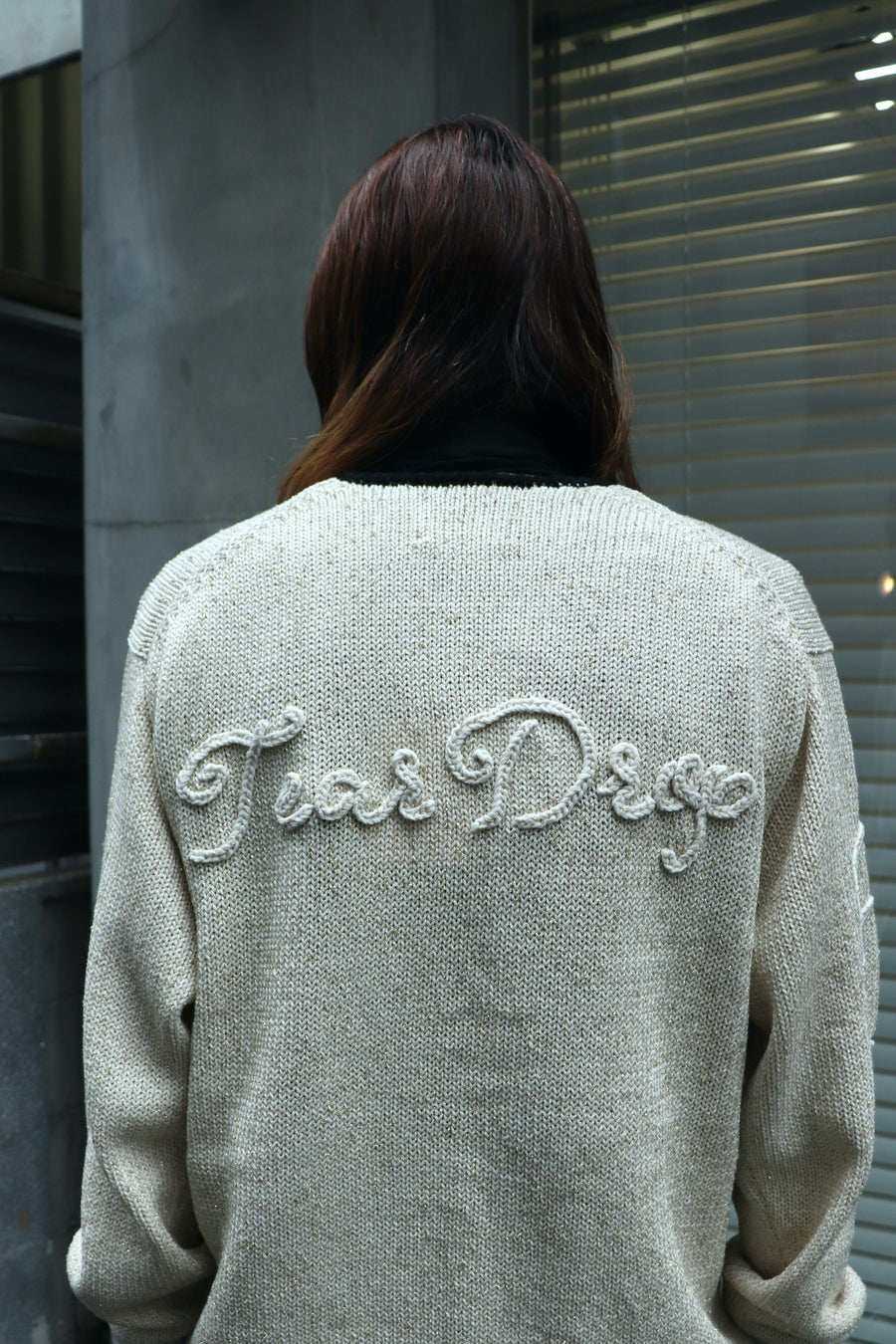 Taiga Igari  “Tear Drop” Sparkle Cardigan(WHITE-GOLD)