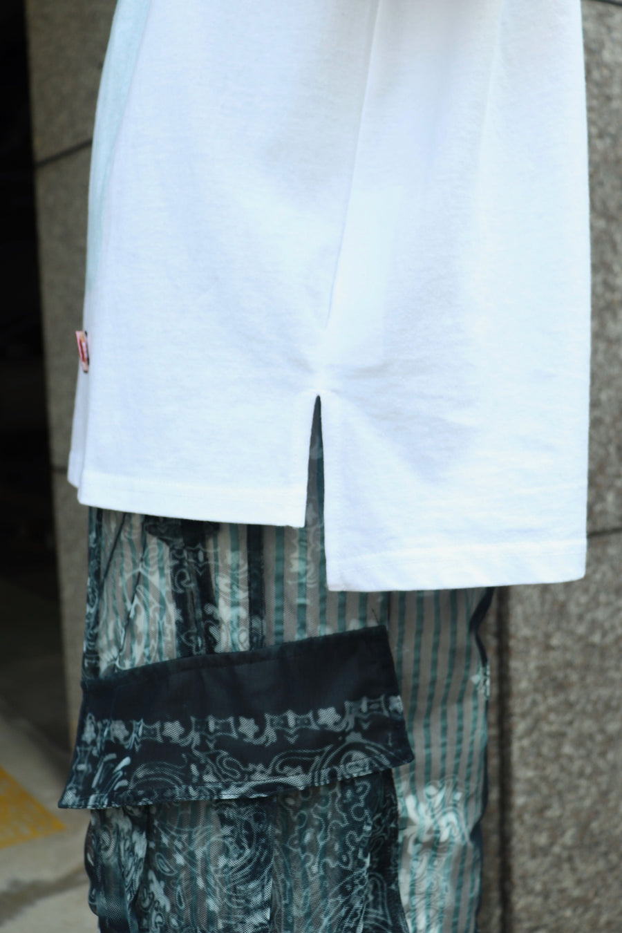 LEH  2025aw Contemporary Big Size Slit T-SH(WHITE)