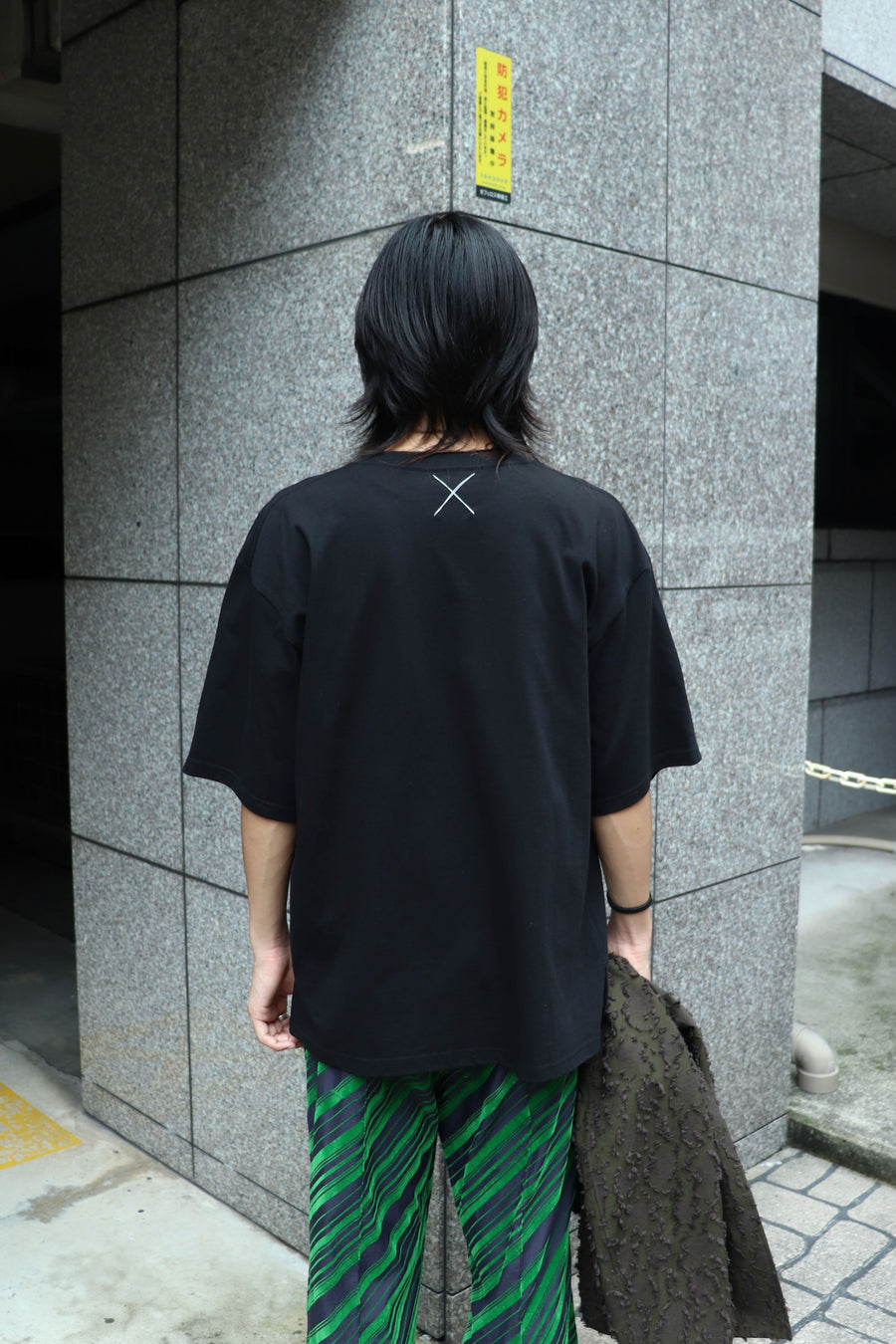 LEH  2025aw Contemporary Big Size Slit T-SH(BLACK)