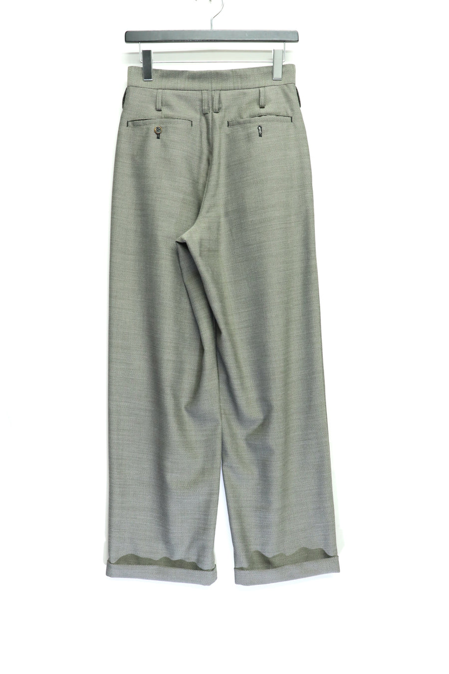 SOSHIOTSUKI(ソウシオオツキ)のDOUBLE INVERTED TUCK TROUSERS GRAYの