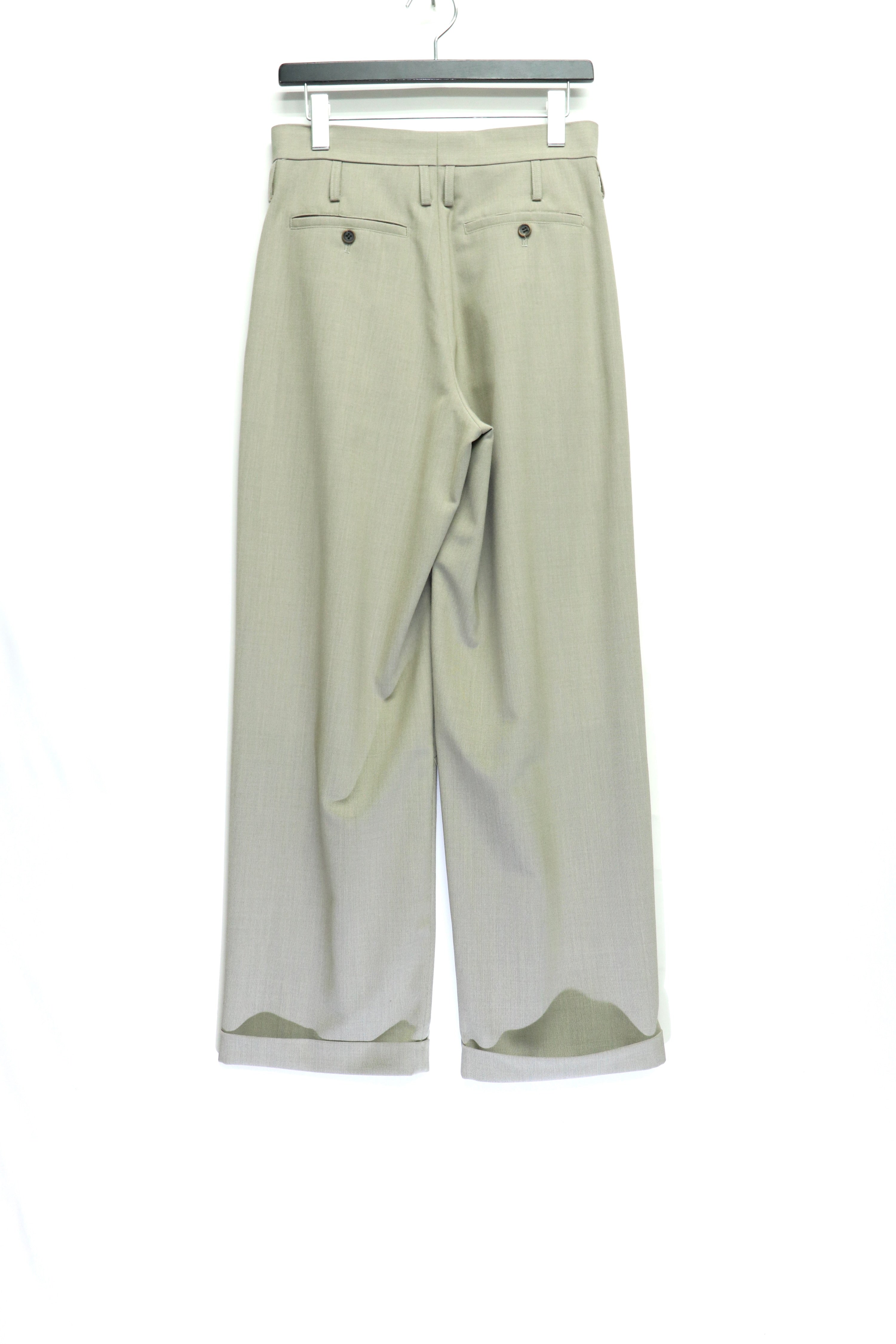 SOSHIOTSUKI(ソウシオオツキ)のDOUBLE INVERTED TUCK TROUSERS BEIGEの