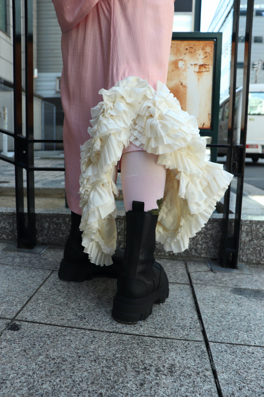 TOGA  Rayon plain weave frill skirt