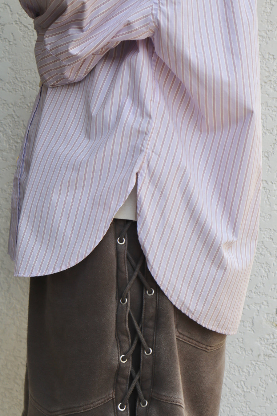 refomed  WRIST PATCH WIDE SHIRT