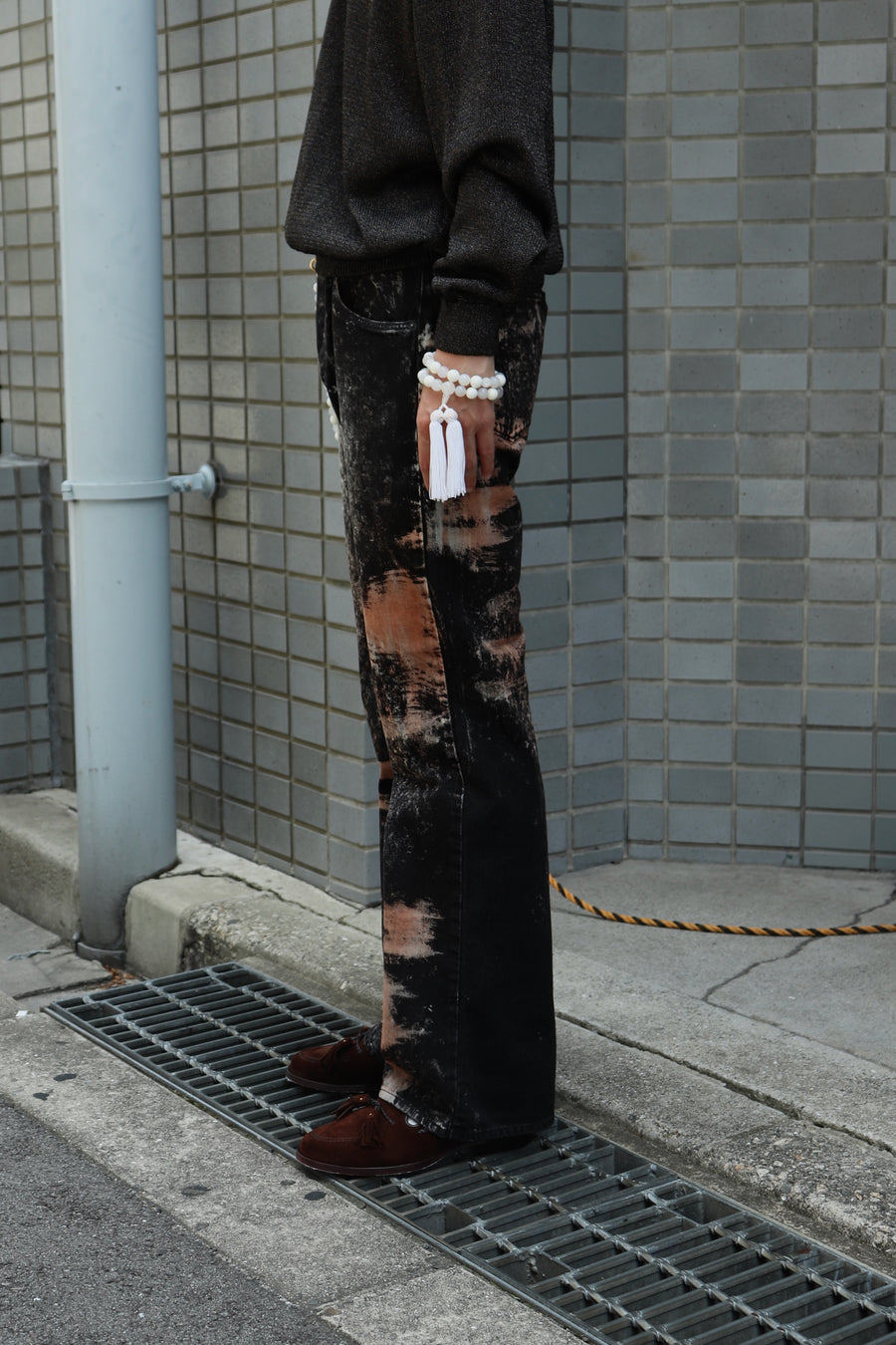 SOSHIOTSUKI  THE FRONT LOWRISED DENIM PANTS(BLACK BROWN)