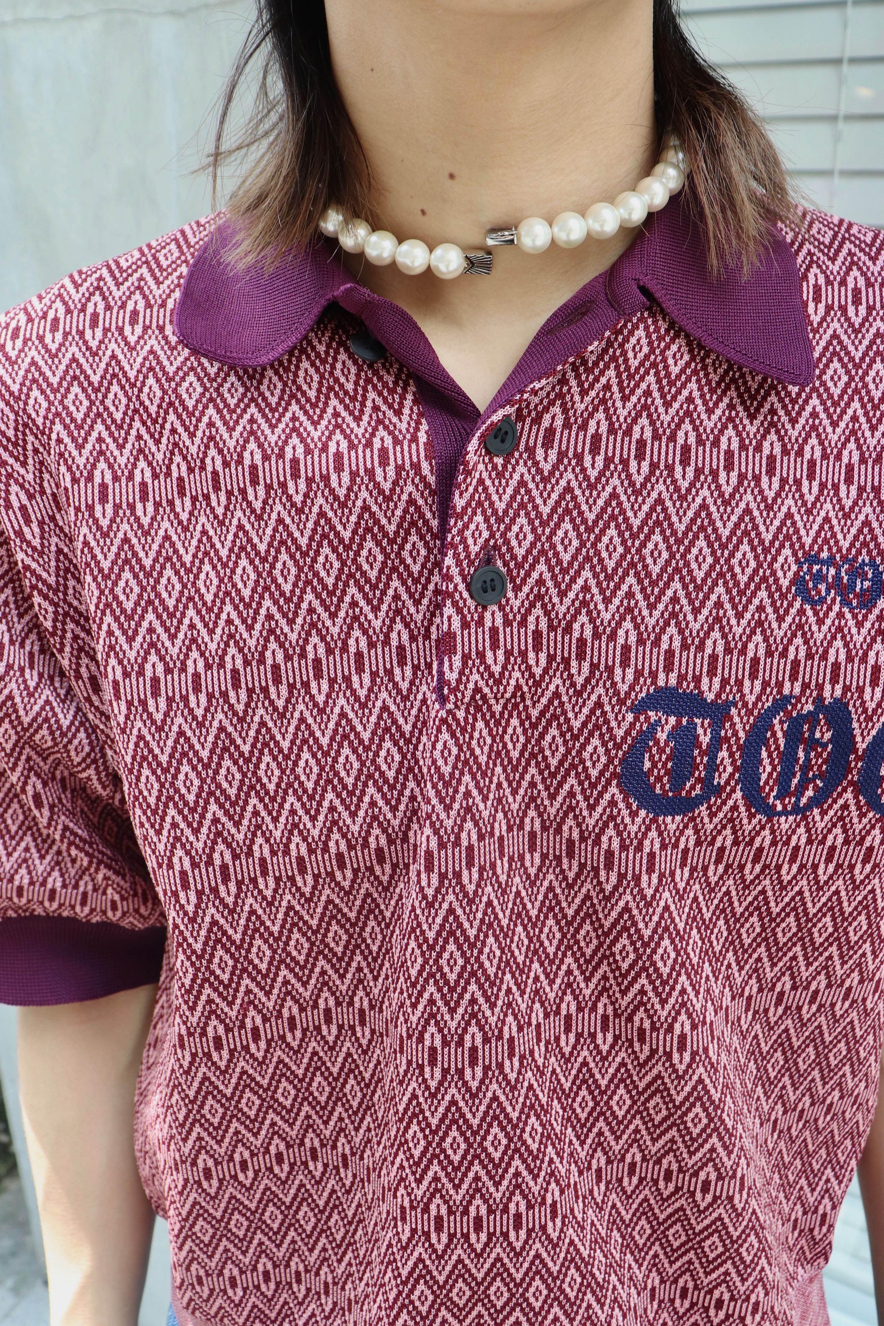 TOGA VIRILIS(トーガ ビリリース)のLogo knit polo shirt PINKの通販