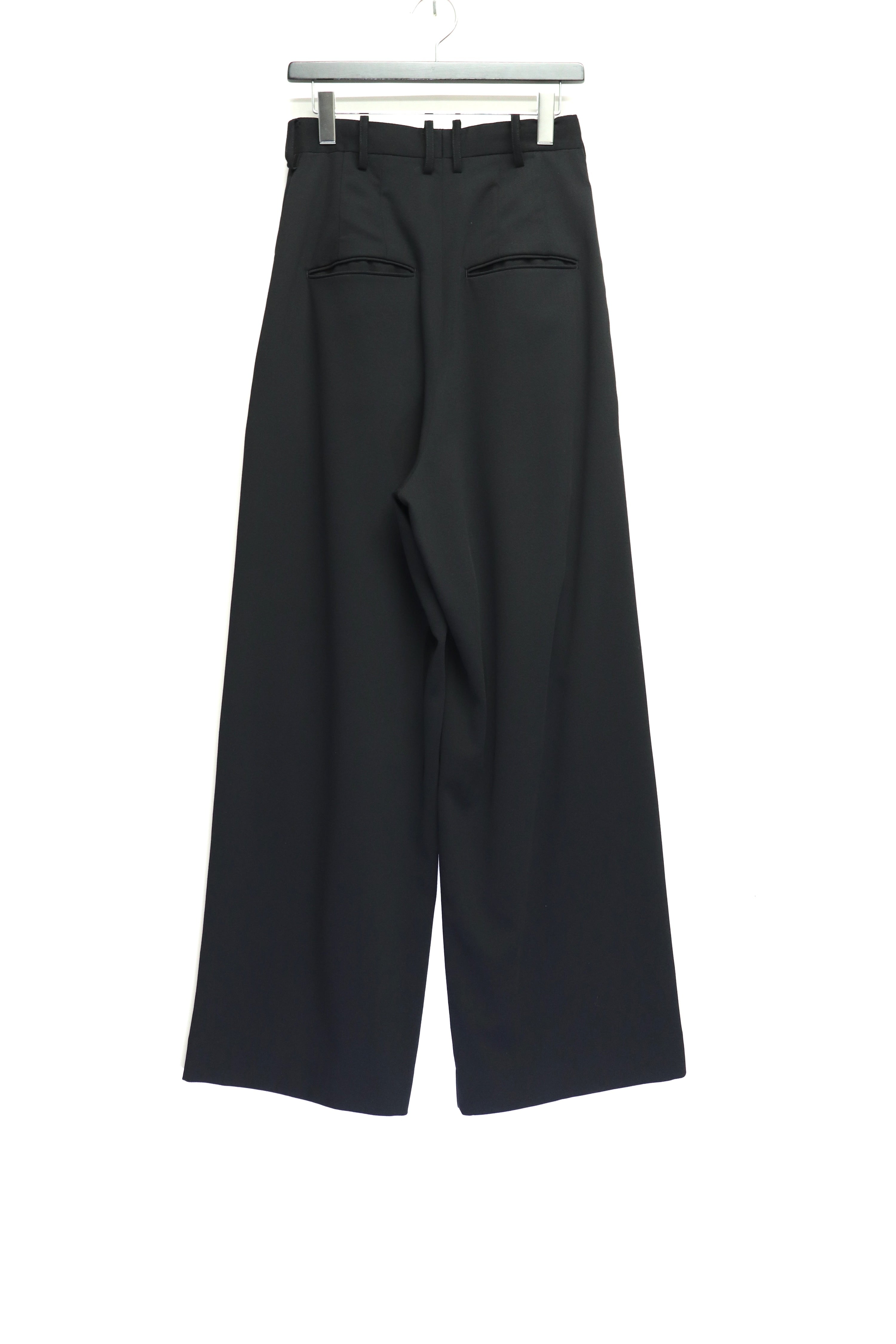 パンツ SOSHIOTSUKI EIGHT TUCK TROUSERS SOSHIOTSUKI(ソウシオオツキ)のEIGHT TUCK HIGH WAIST TROUSERS BLACK