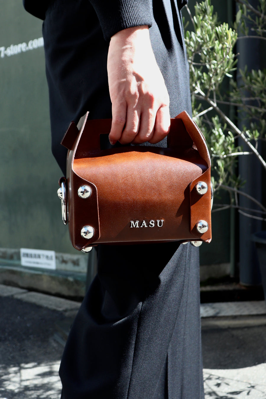 MASU  LEATHER CAKE MINI BAG(BROWN)