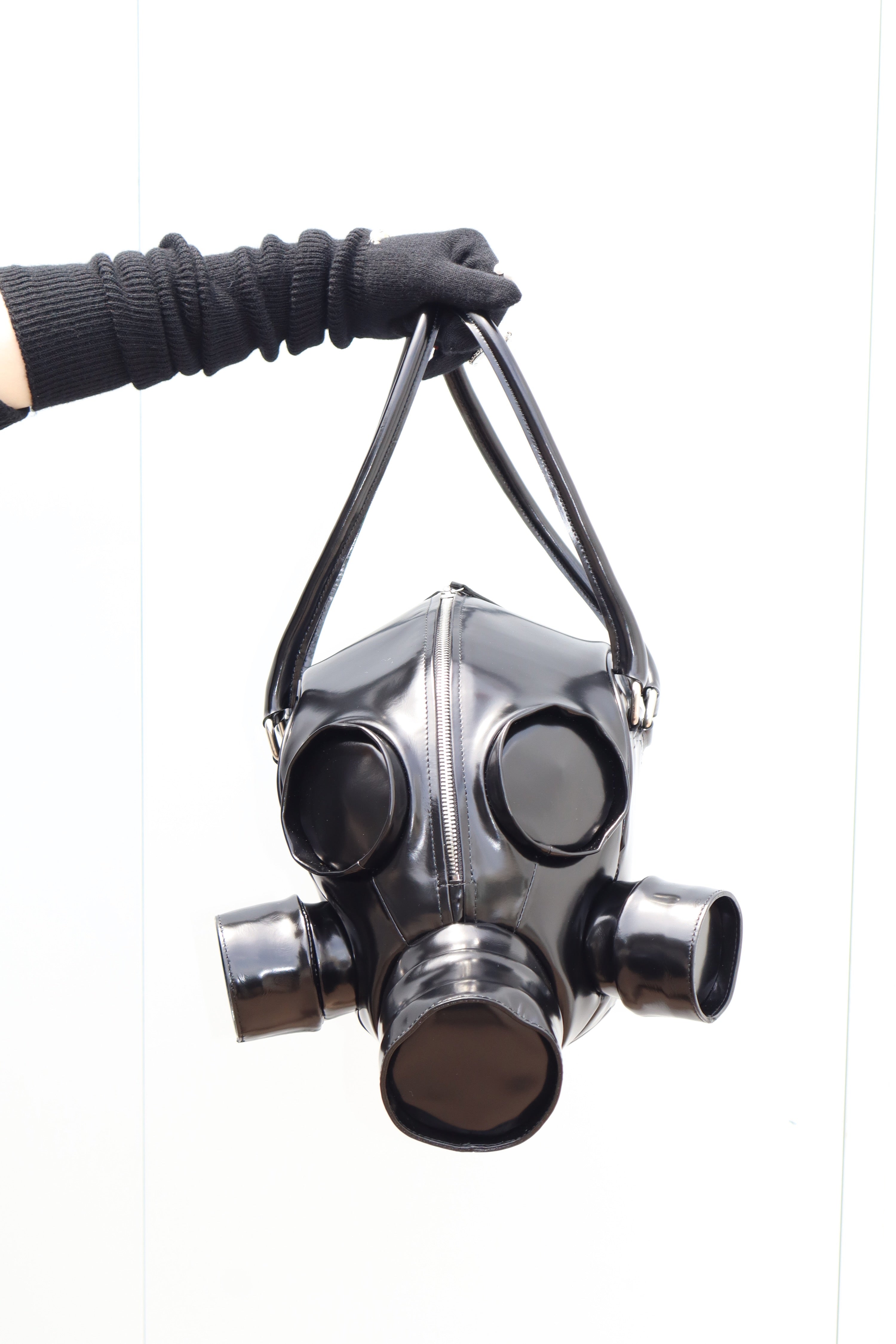 doublet(ダブレット)のGAS MASK LEATHER HANDBAGの通販｜PALETTE art