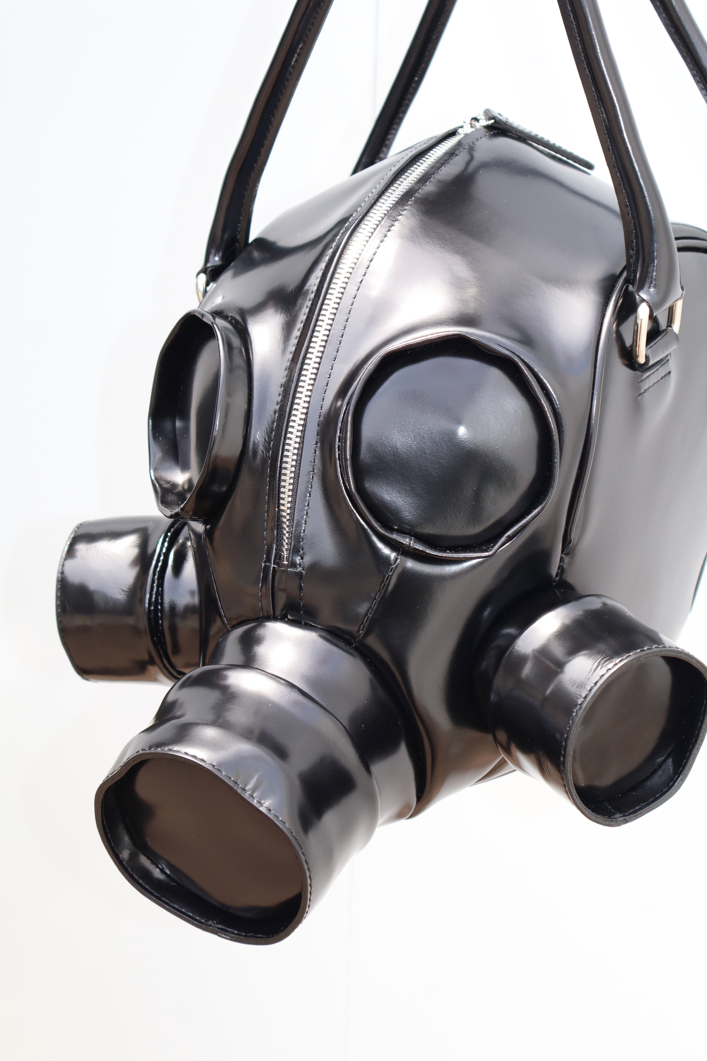 doublet(ダブレット)のGAS MASK LEATHER HANDBAGの通販｜PALETTE art