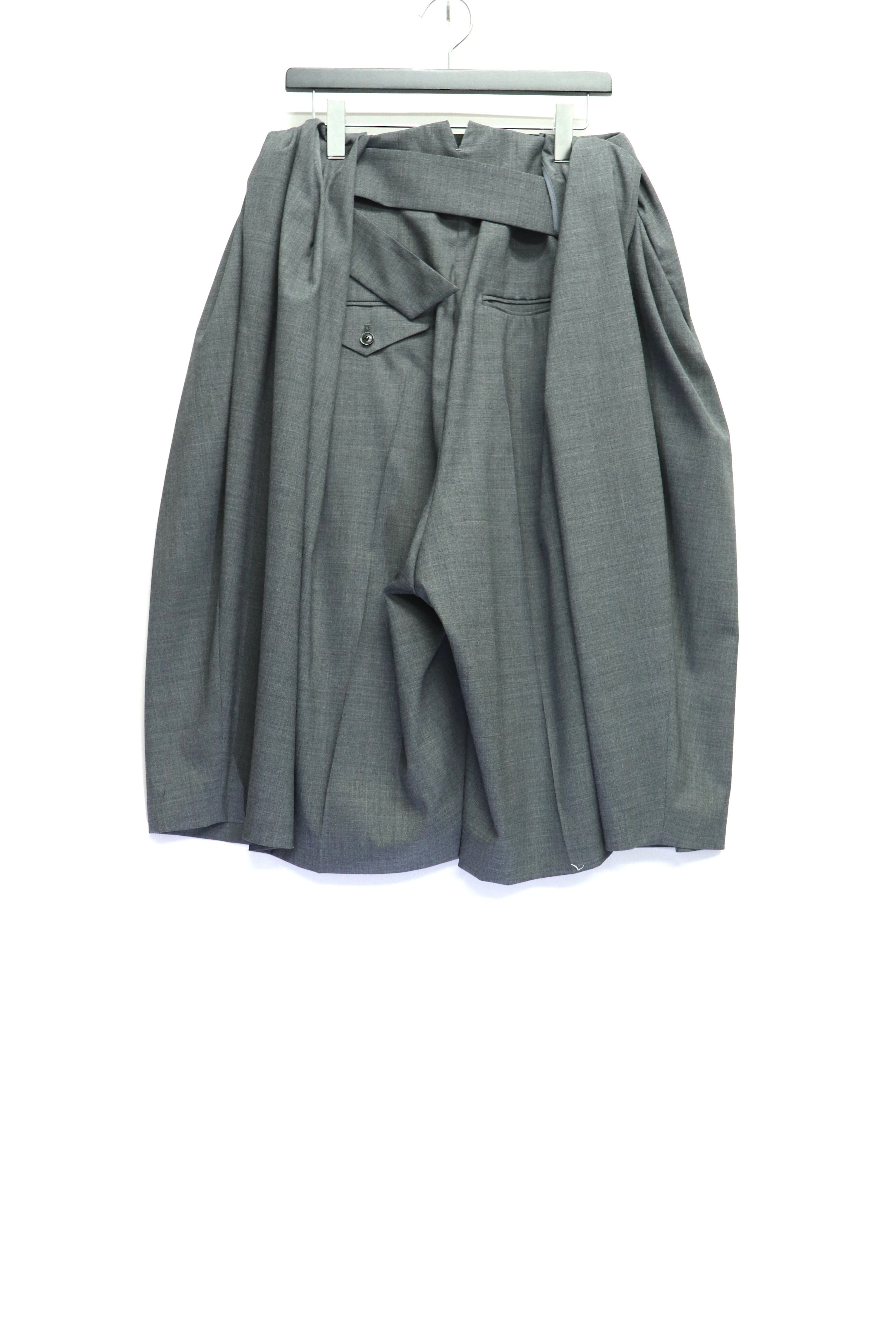 TOGA(トーガ)のWool tropical half pantsの通販|PALETTE art aliveの TOGA(トーガ)のWool tropical half pantsの通販|PALETTE art aliveの