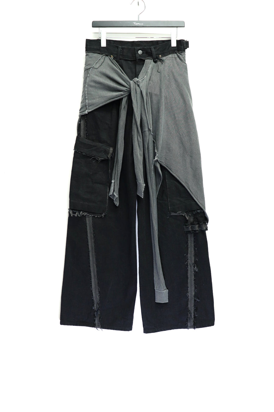 MINUS  Slash Seam Twist Cargo Jeans With Wrapped