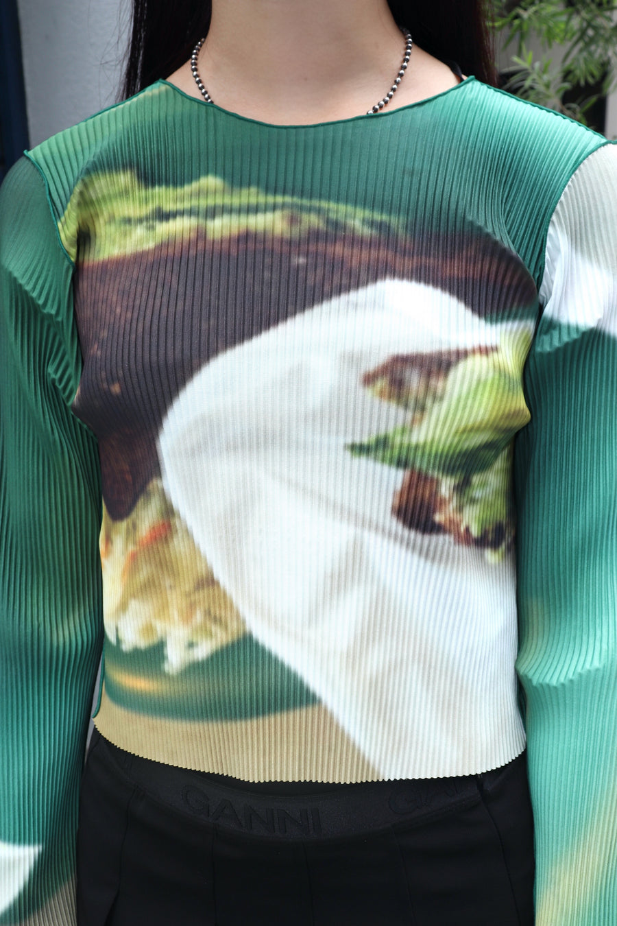 kotohayokozawa(コトハヨコザワ)のFOOD GRAPHIC TINY TOP AVOCADO
