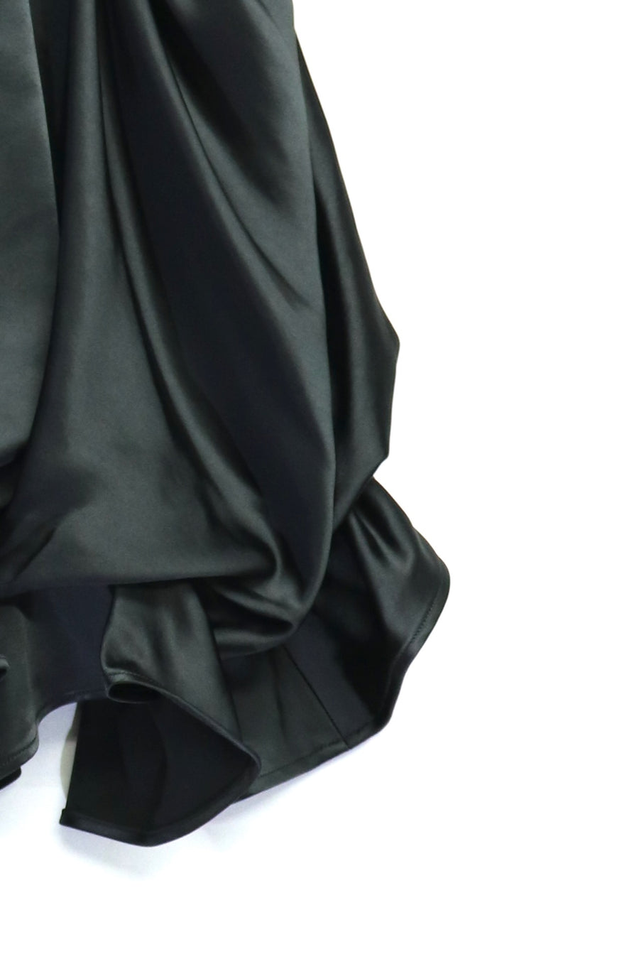 SHIORI MIKATA  satin skirt and tops