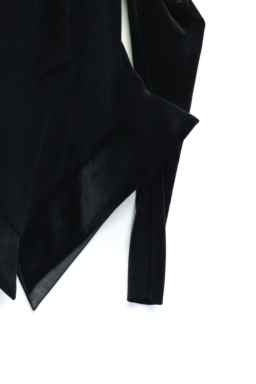 SHIORI MIKATA  bowtie velvet top