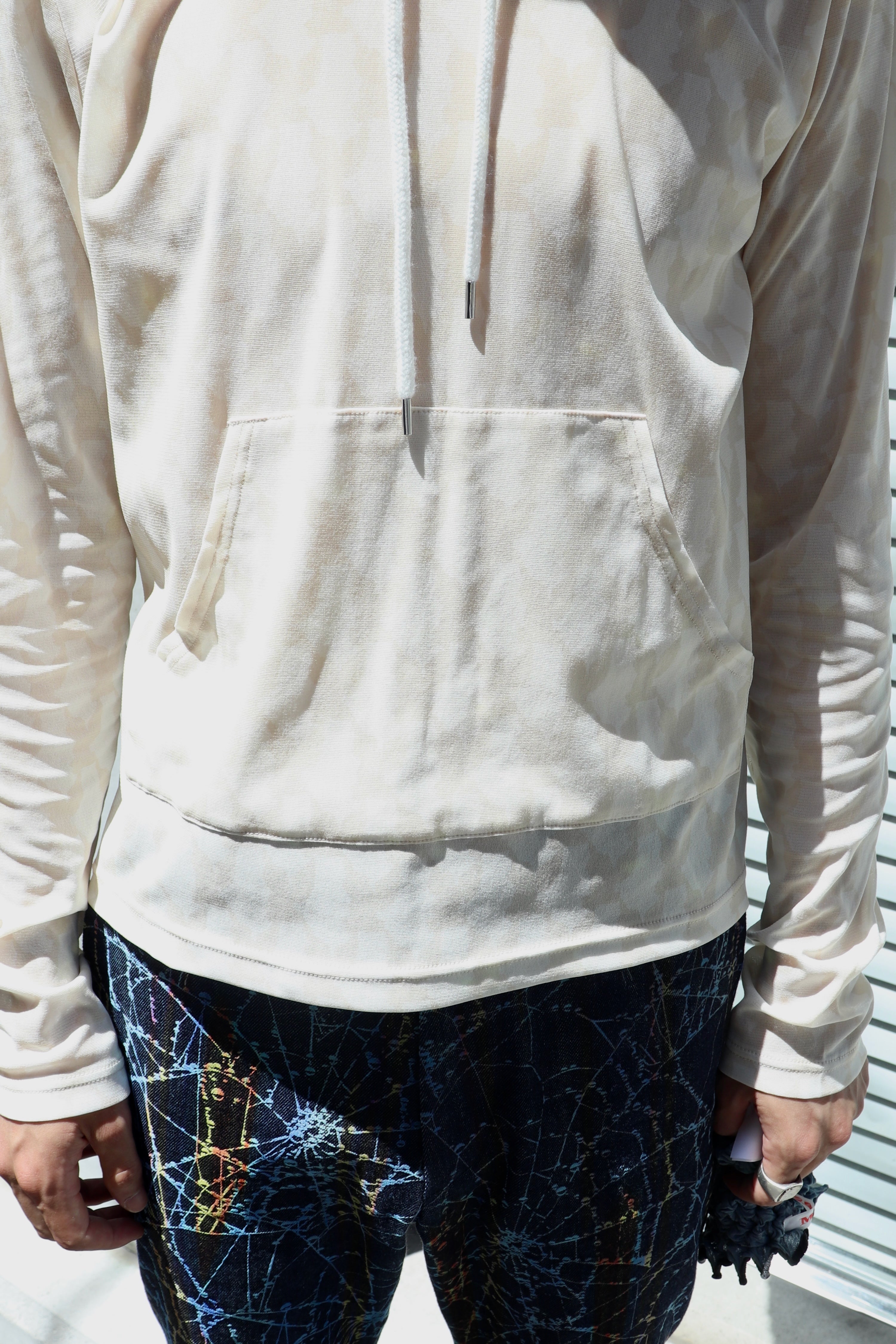 MASU(エムエーエスユー)のANGEL MESH HOODIE CREAMの通販｜PALETTE art