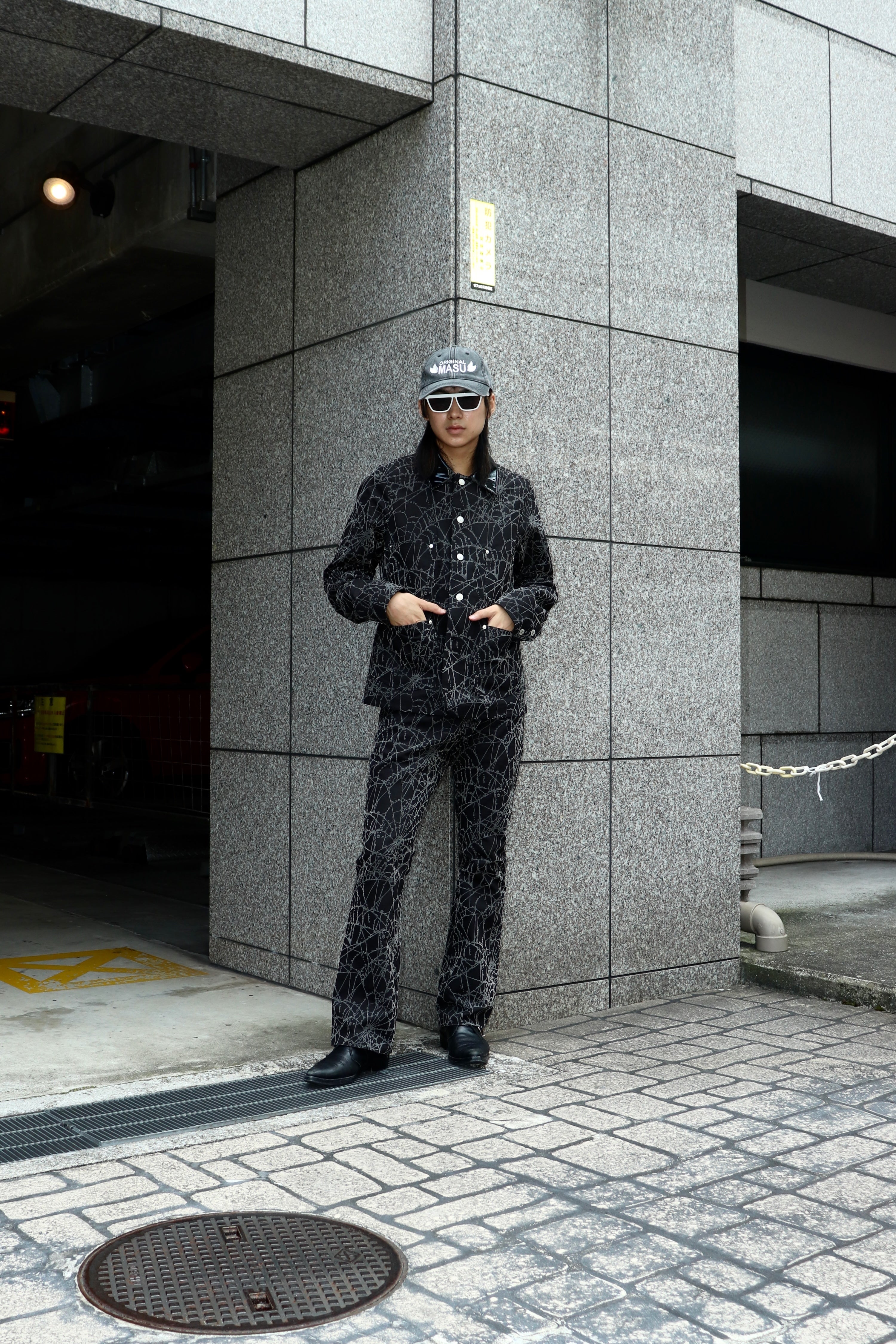 MASU(エムエーエスユー)のFLOCKY WEB FLARE PANTS BLACKの通販