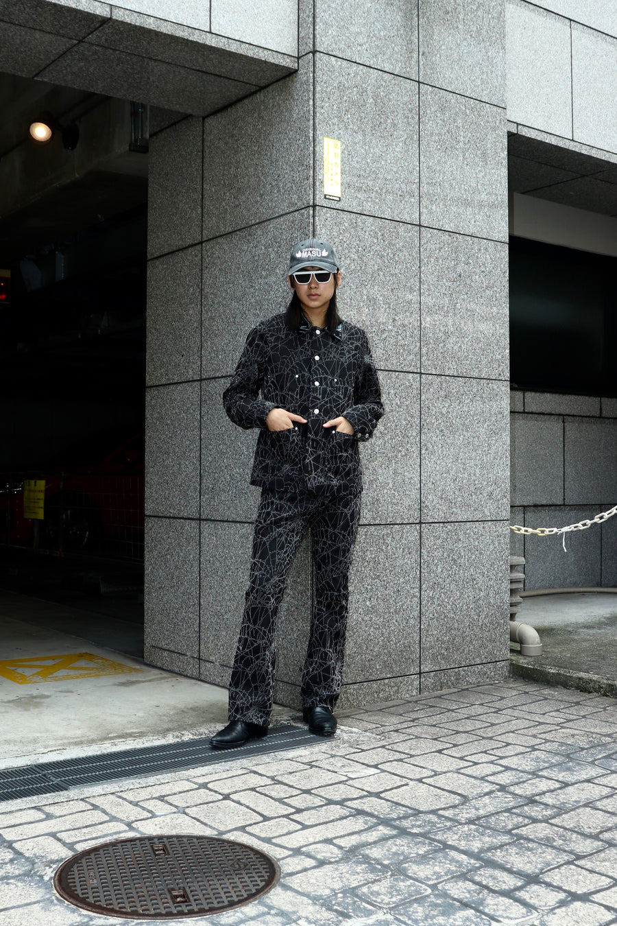 MASU  FLOCKY WEB FLARE PANTS(BLACK)