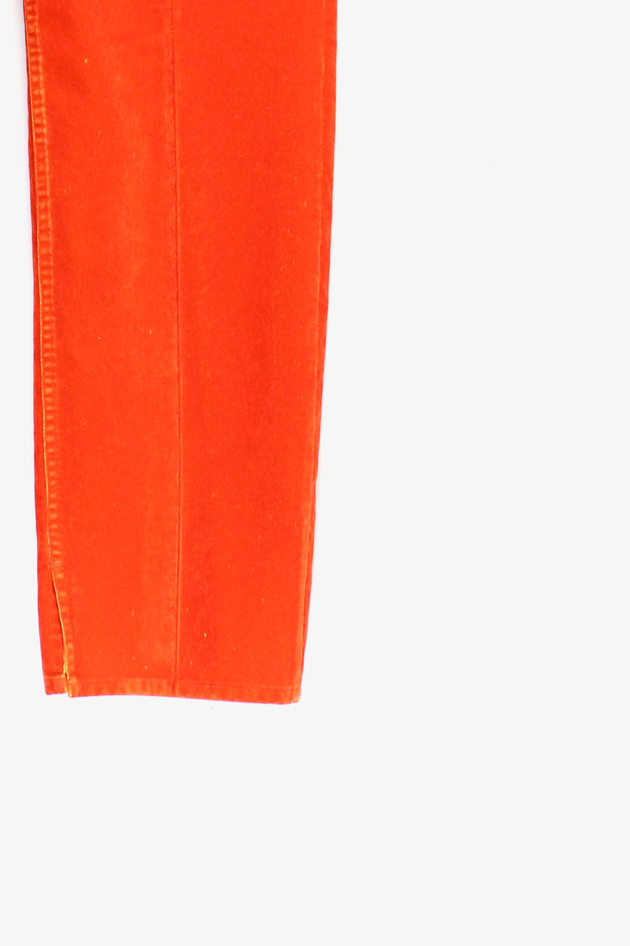 BED j.w. FORD  Daily(RED)