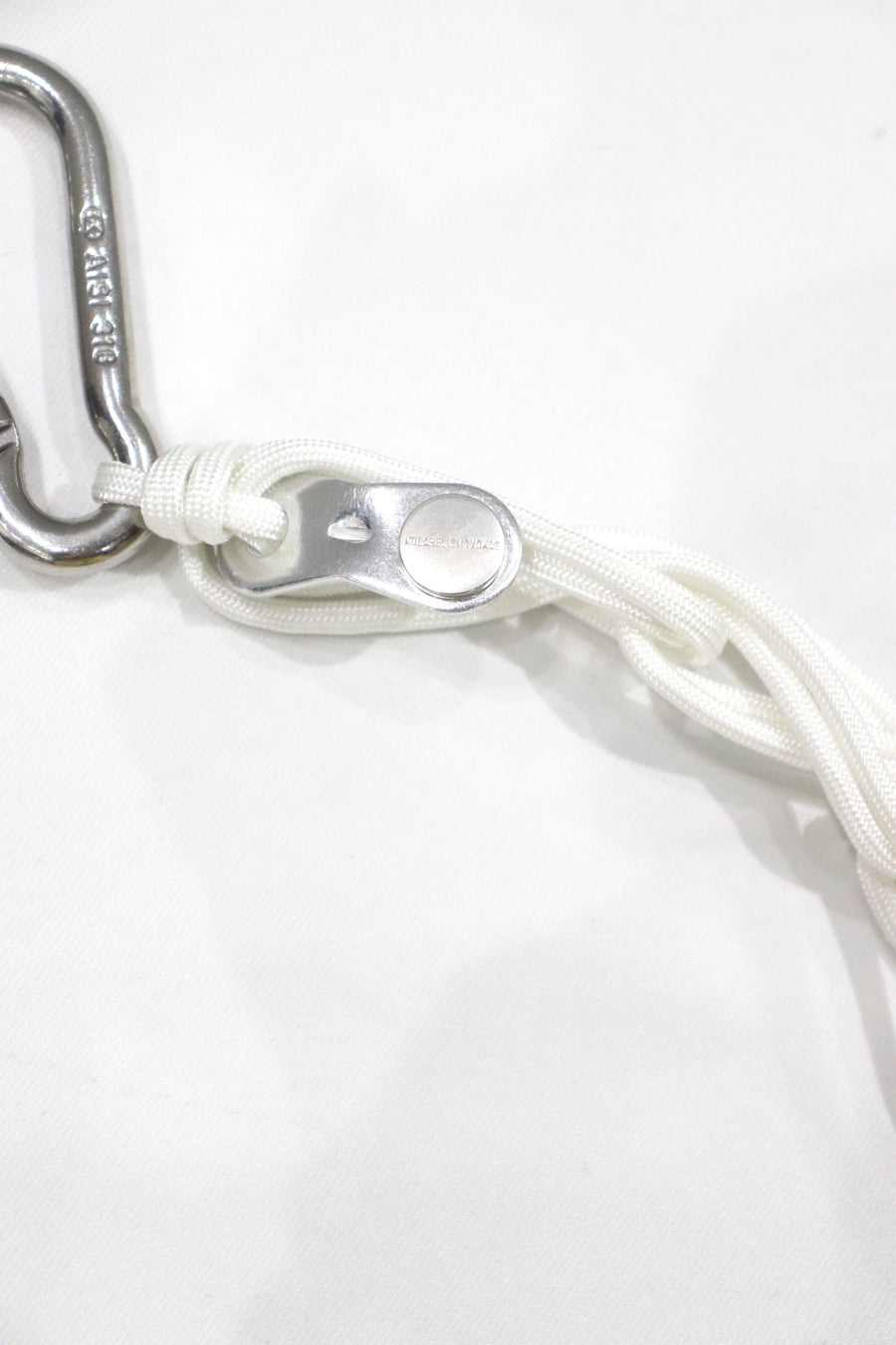 Nulabel's Rope Carabiner Type-1 Off White Mail Order | Palette Art